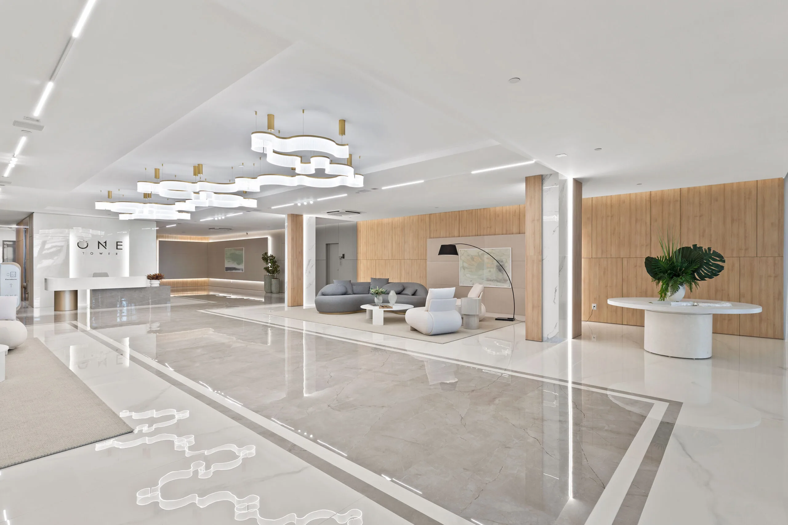 One Tower: Ultra-Luxury Apartment in Barra Sul