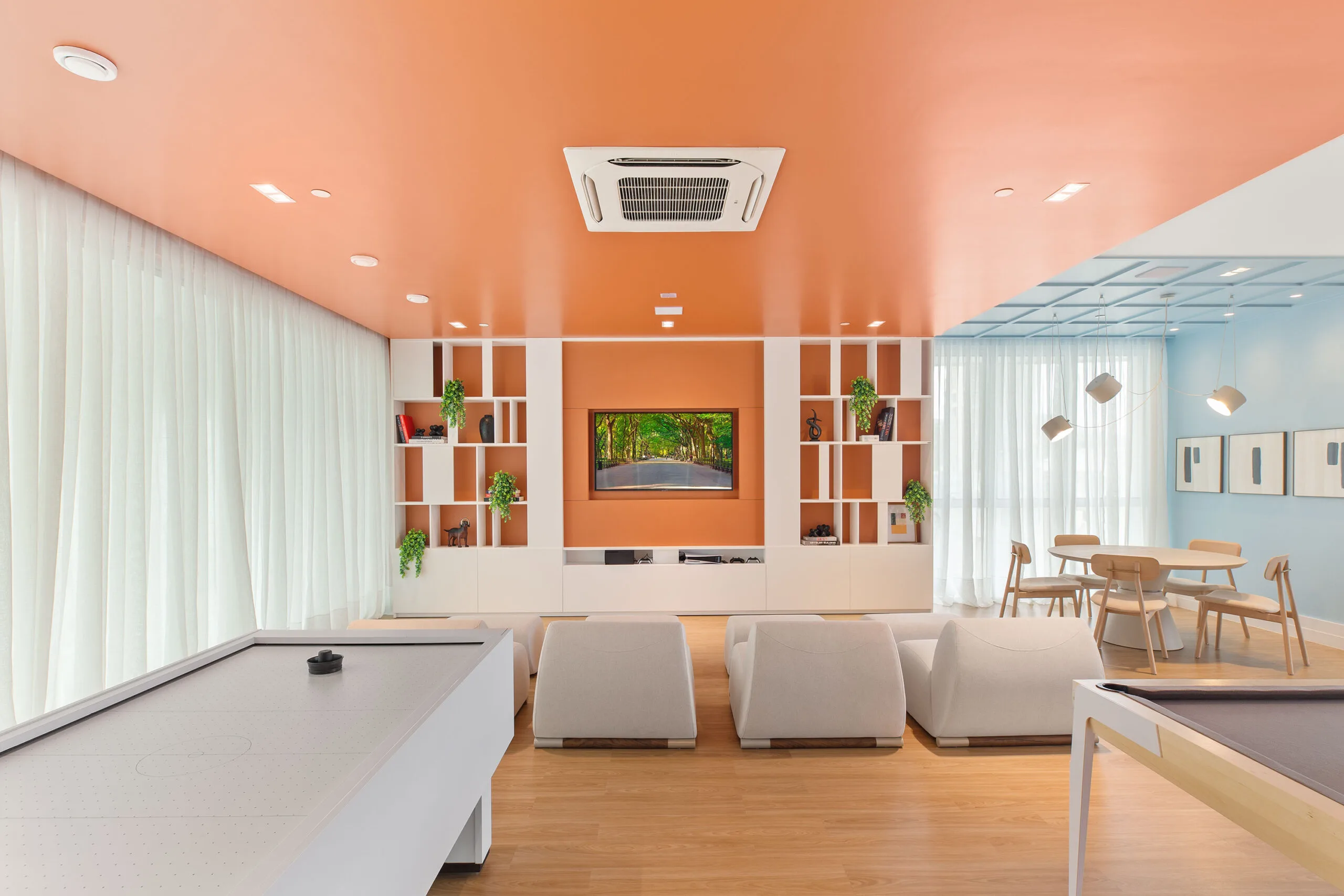 One Tower: Ultra-Luxury Apartment in Barra Sul