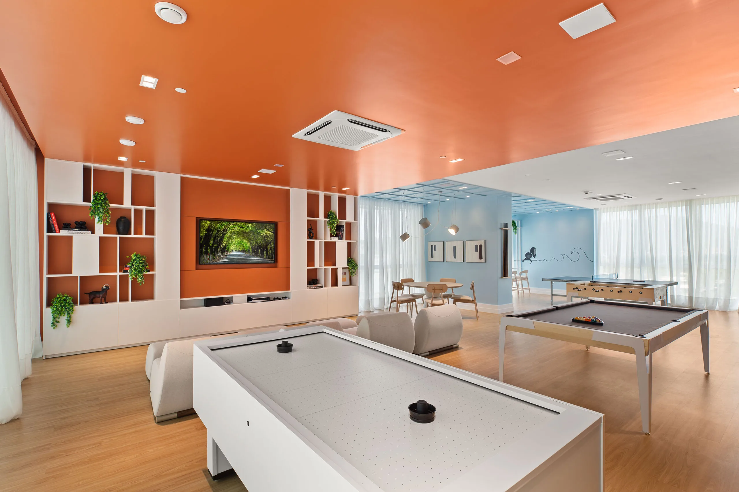 One Tower: Ultra-Luxury Apartment in Barra Sul