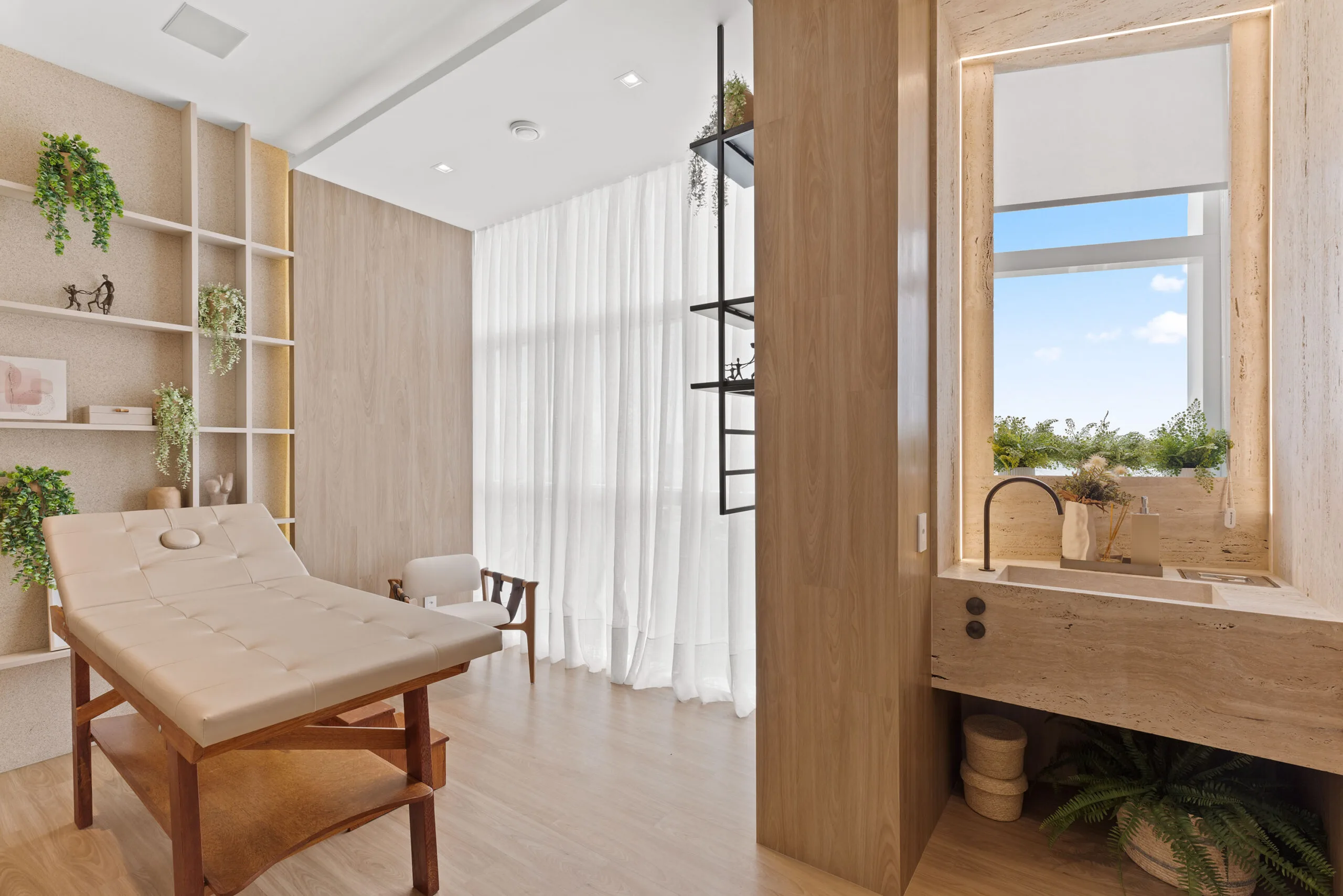 One Tower: Ultra-Luxury Apartment in Barra Sul