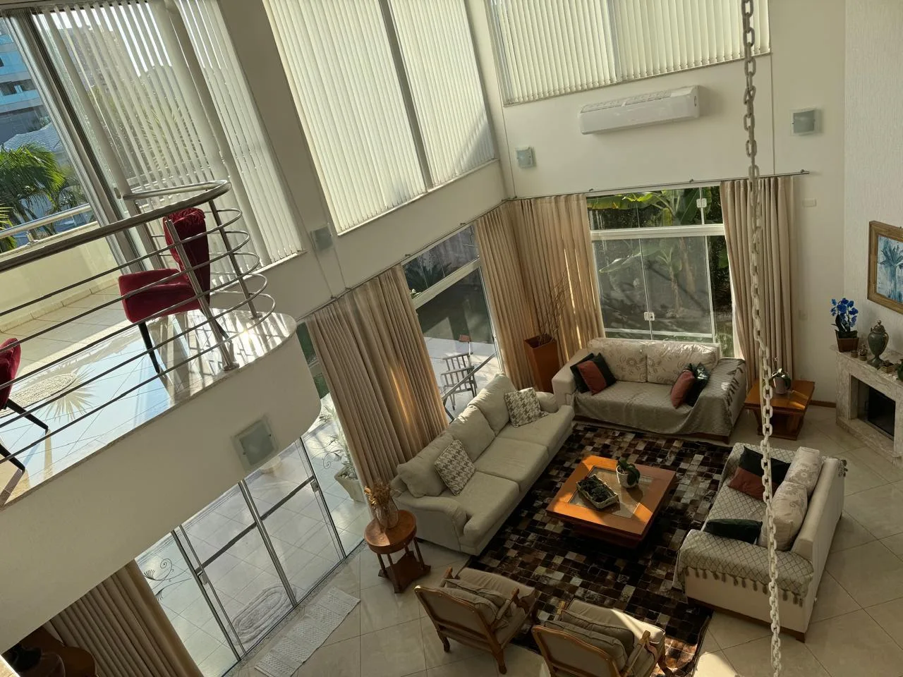 Jurerê Internacional: Ultra-Luxury Residence with Private Pool in Florianópolis