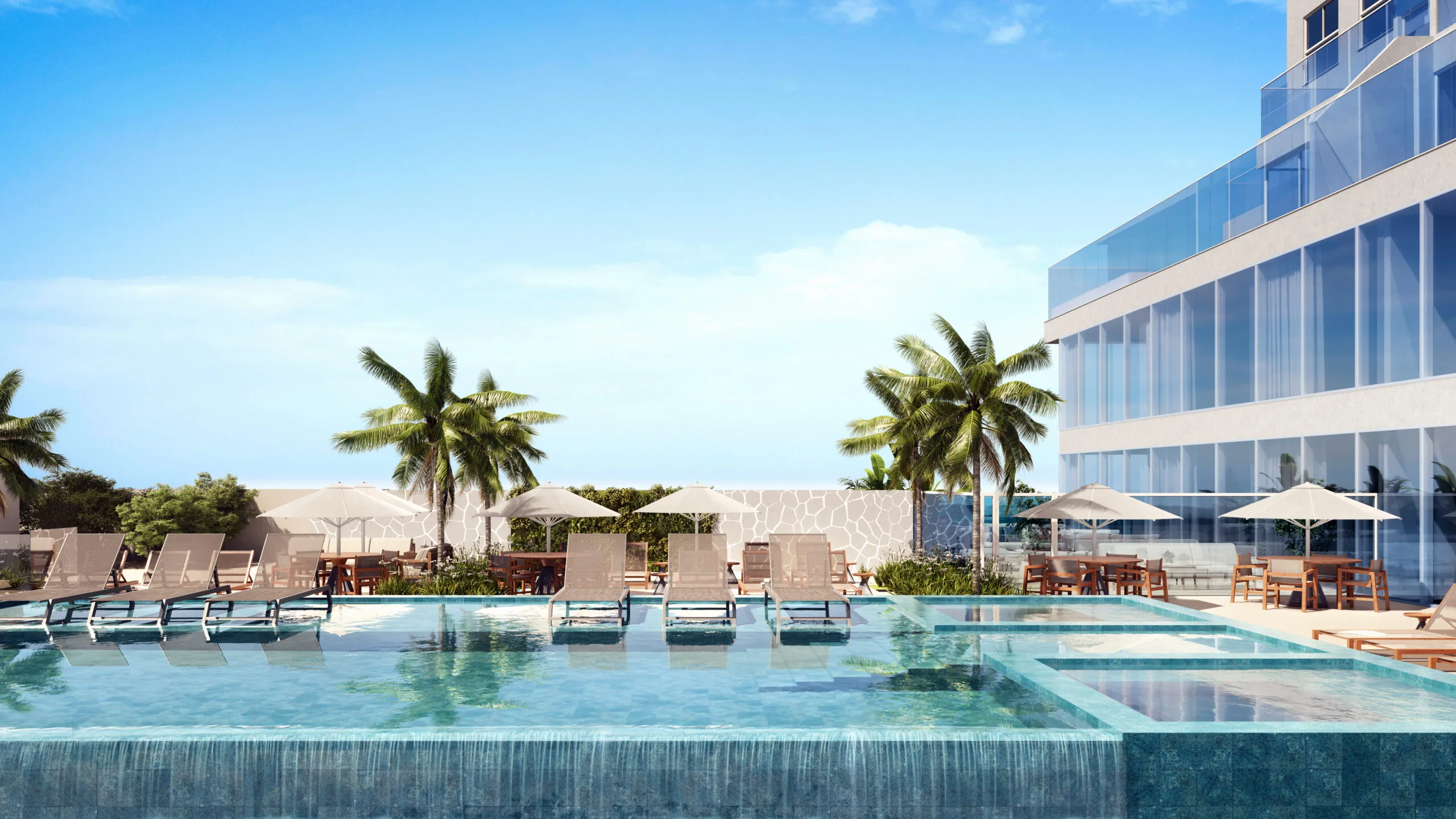 Sapphire Tower: Luxury Penthouse with Panoramic Glass Façade in Centro