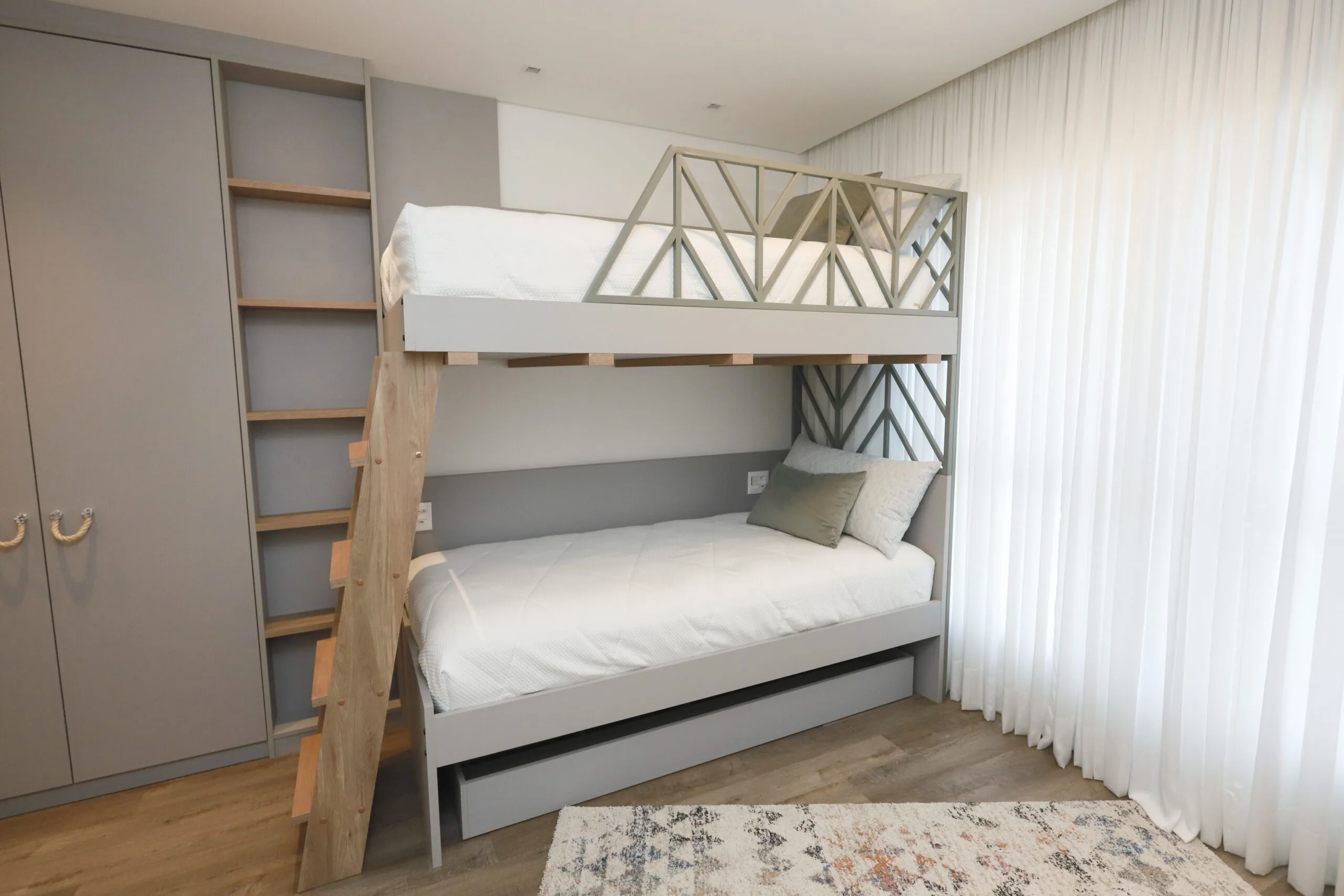 Le Blanc Residence: Luxury Apartment with Spa & Infinity Pool in Praia Brava