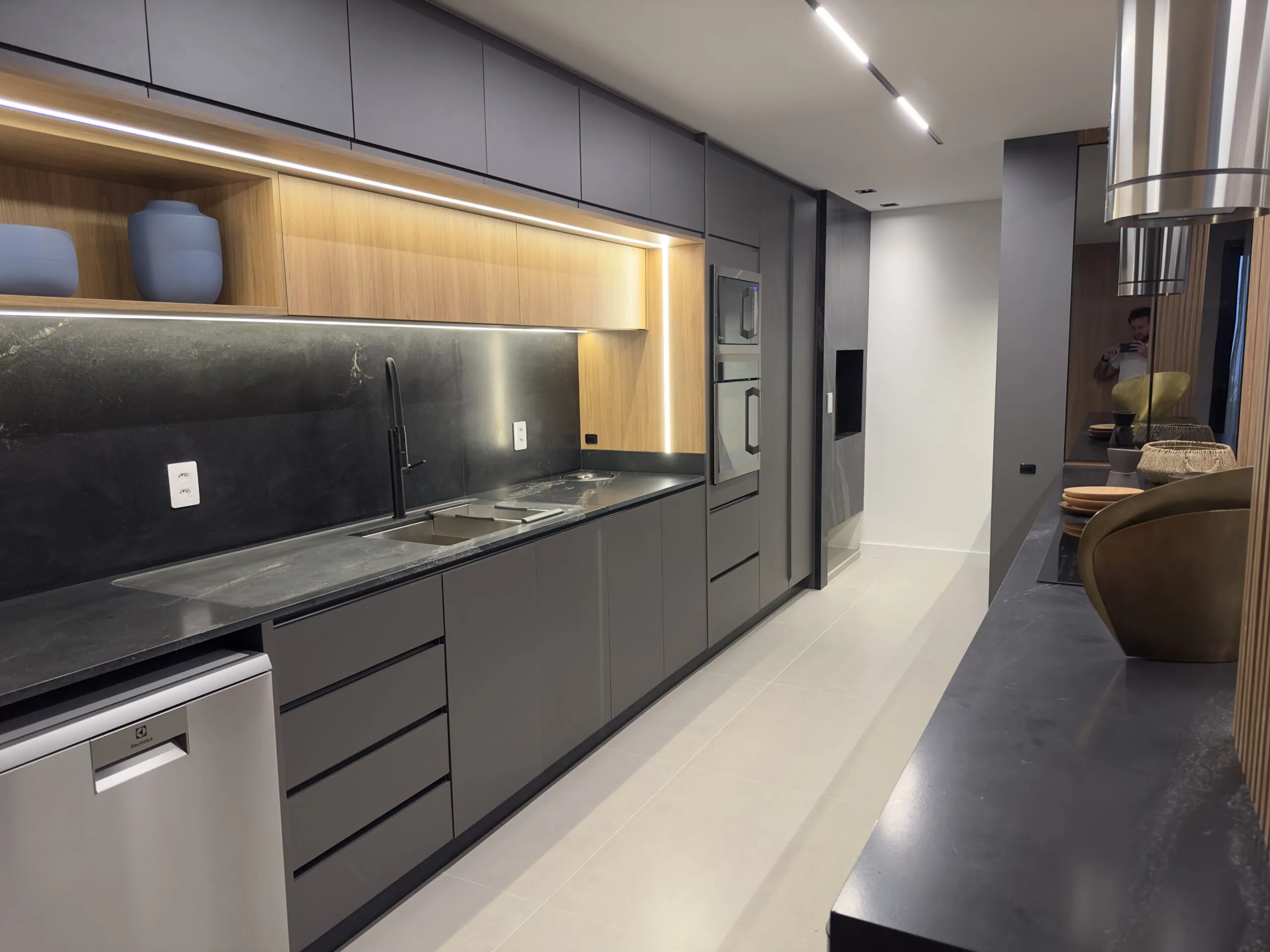 SOHO Jurerê: Luxury Apartment with Rooftop Terrace in Florianópolis