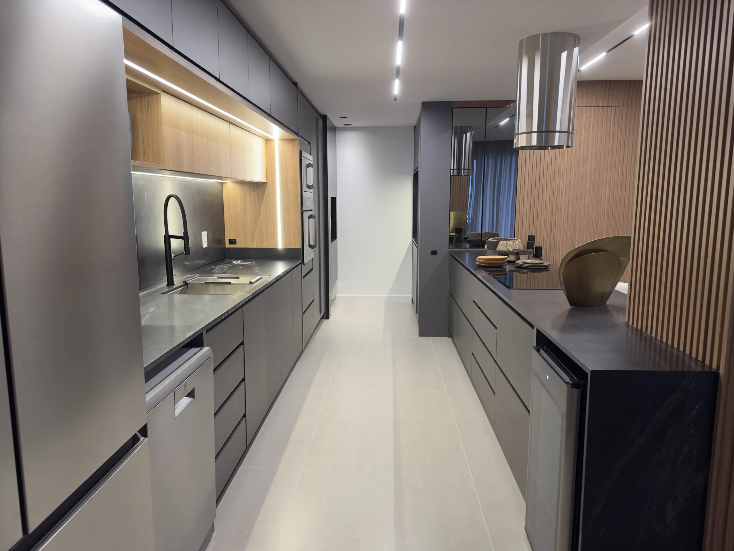 SOHO Jurerê: Luxury Apartment with Rooftop Terrace in Florianópolis