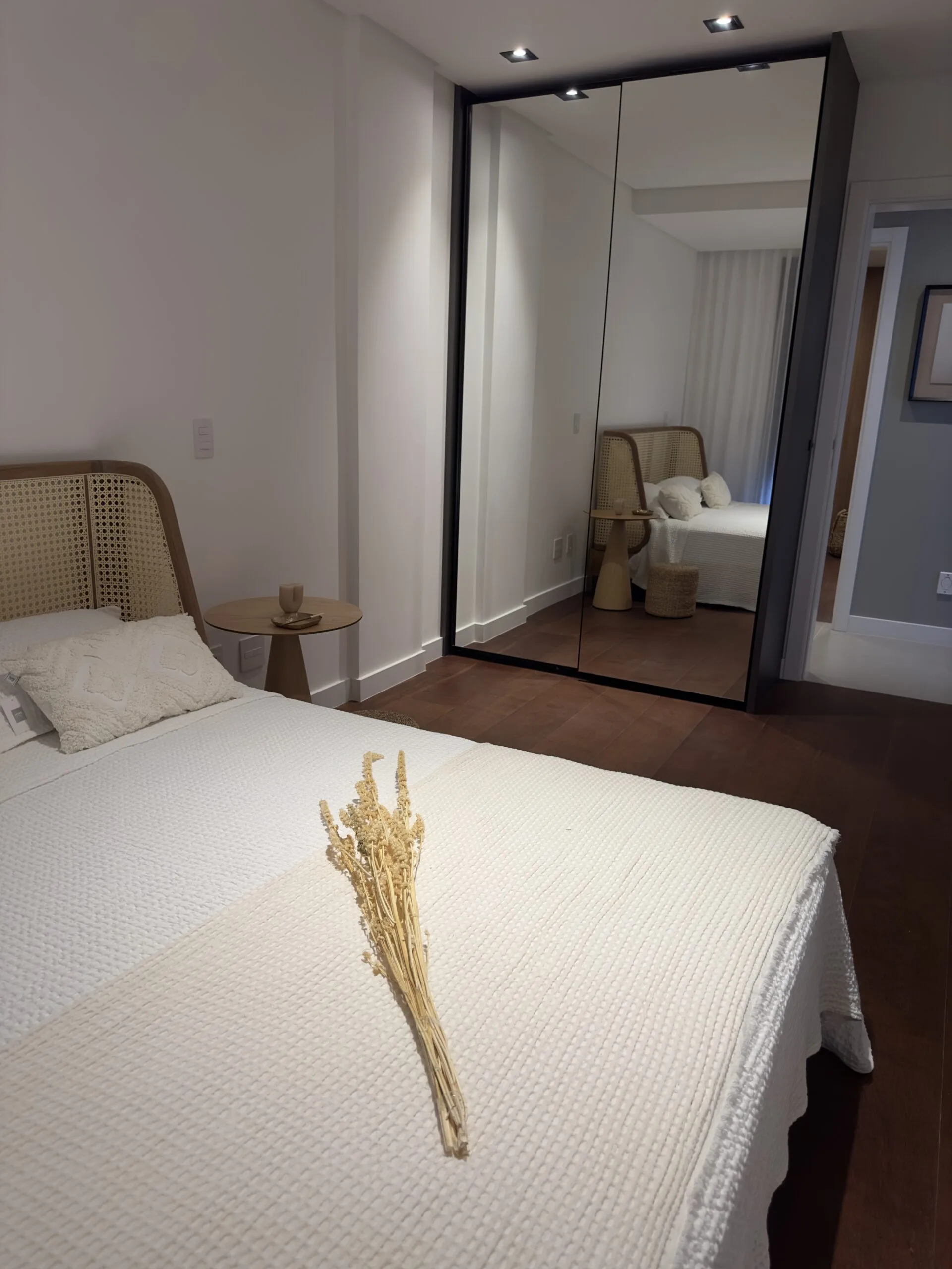 SOHO Jurerê: Luxury Apartment with Rooftop Terrace in Florianópolis