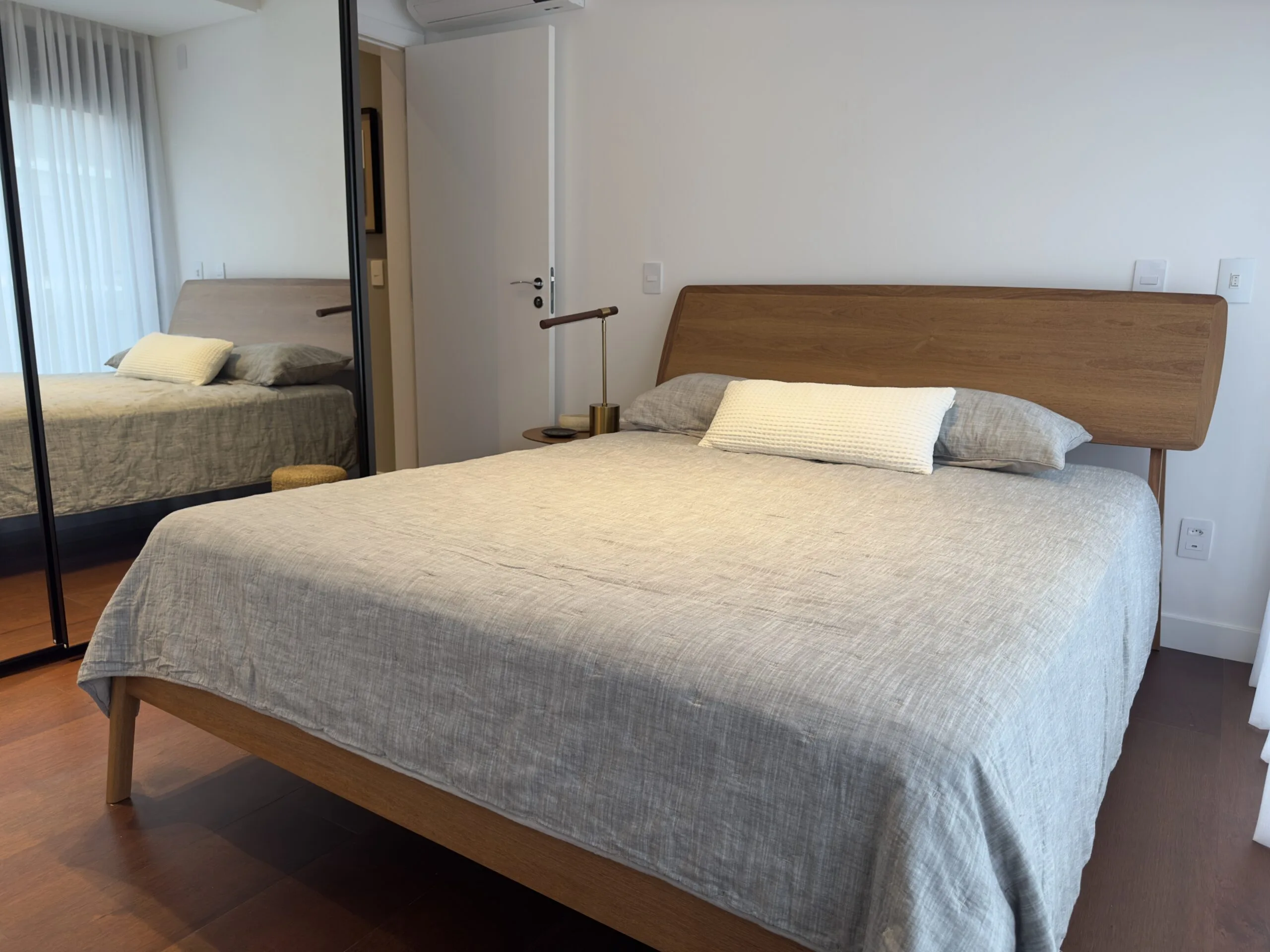 SOHO Jurerê: Luxury Apartment with Rooftop Terrace in Florianópolis