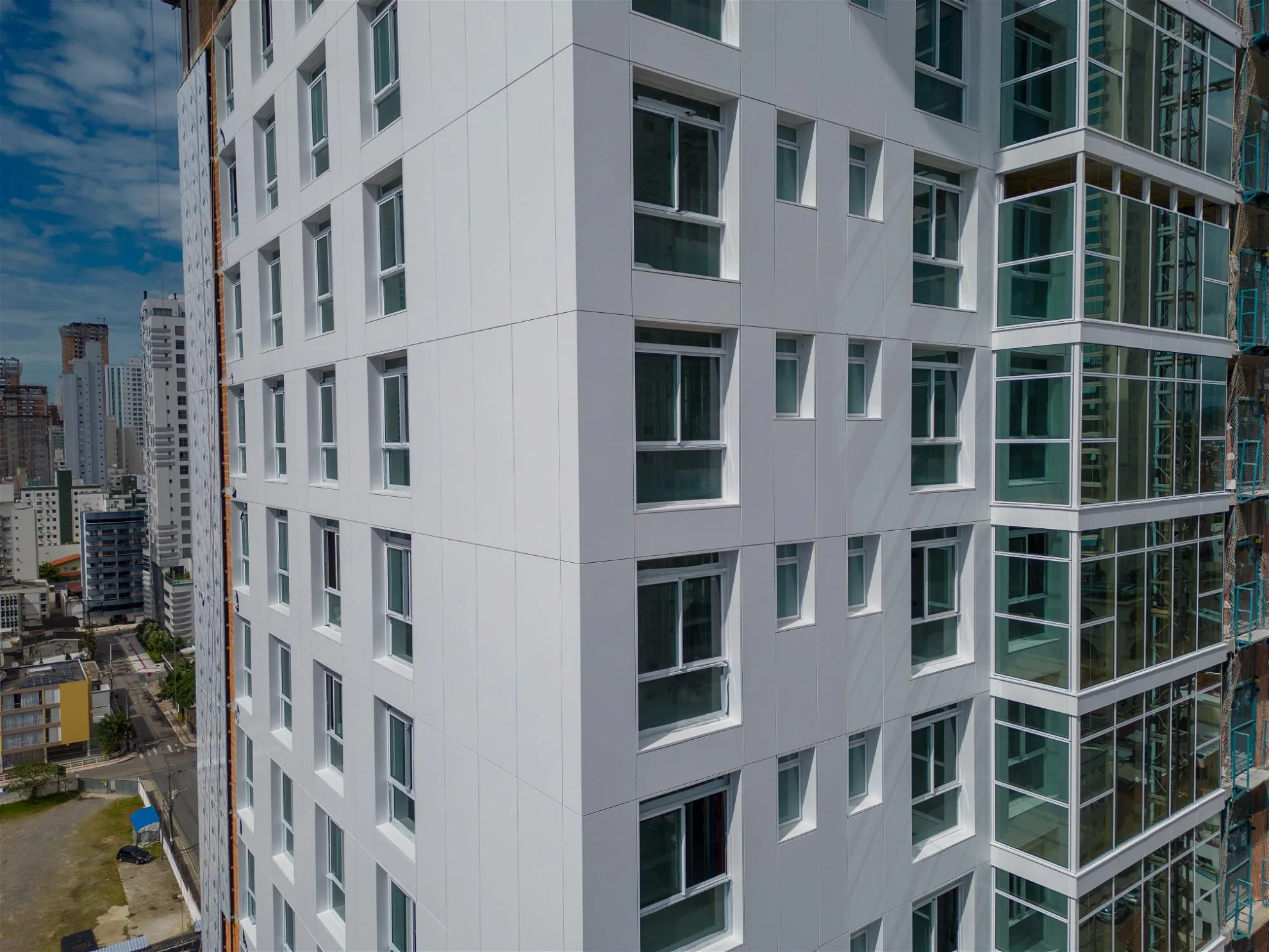 Horizon Residence: Luxury Penthouse in Centro