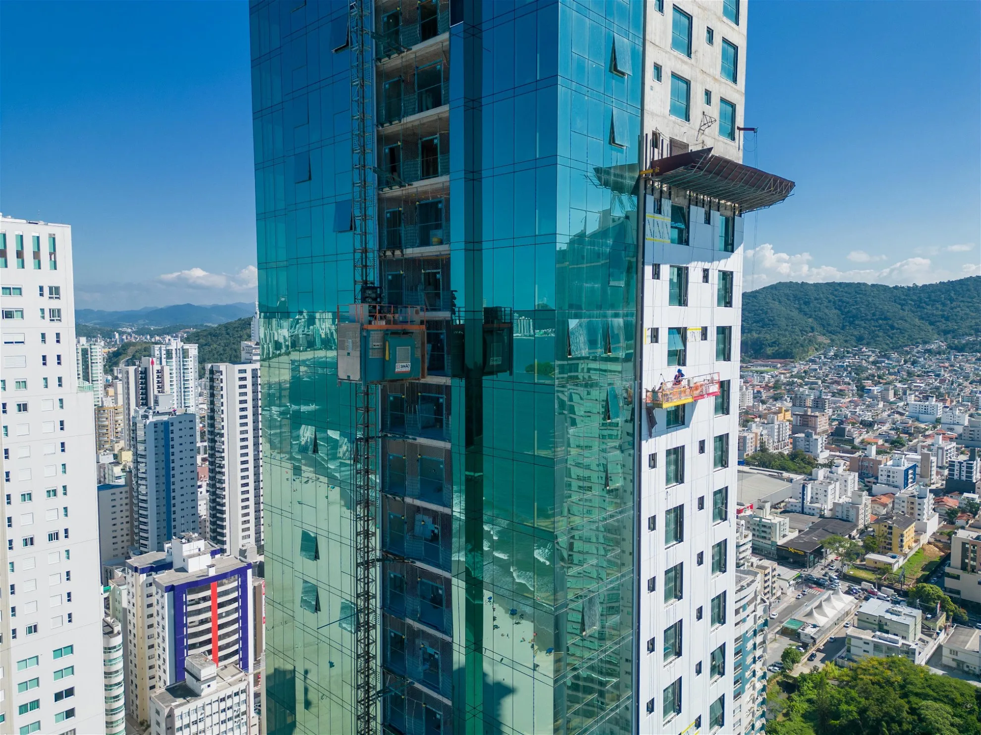 Boreal Tower: Ultra-Luxury Penthouse in Barra Norte