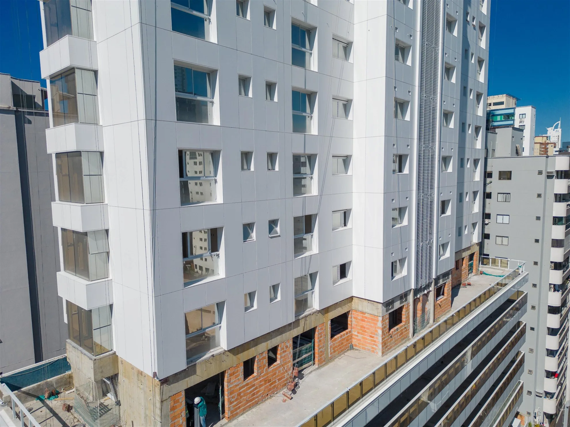 Grand Place Tower: Luxury Apartment with Sea Views in Centro