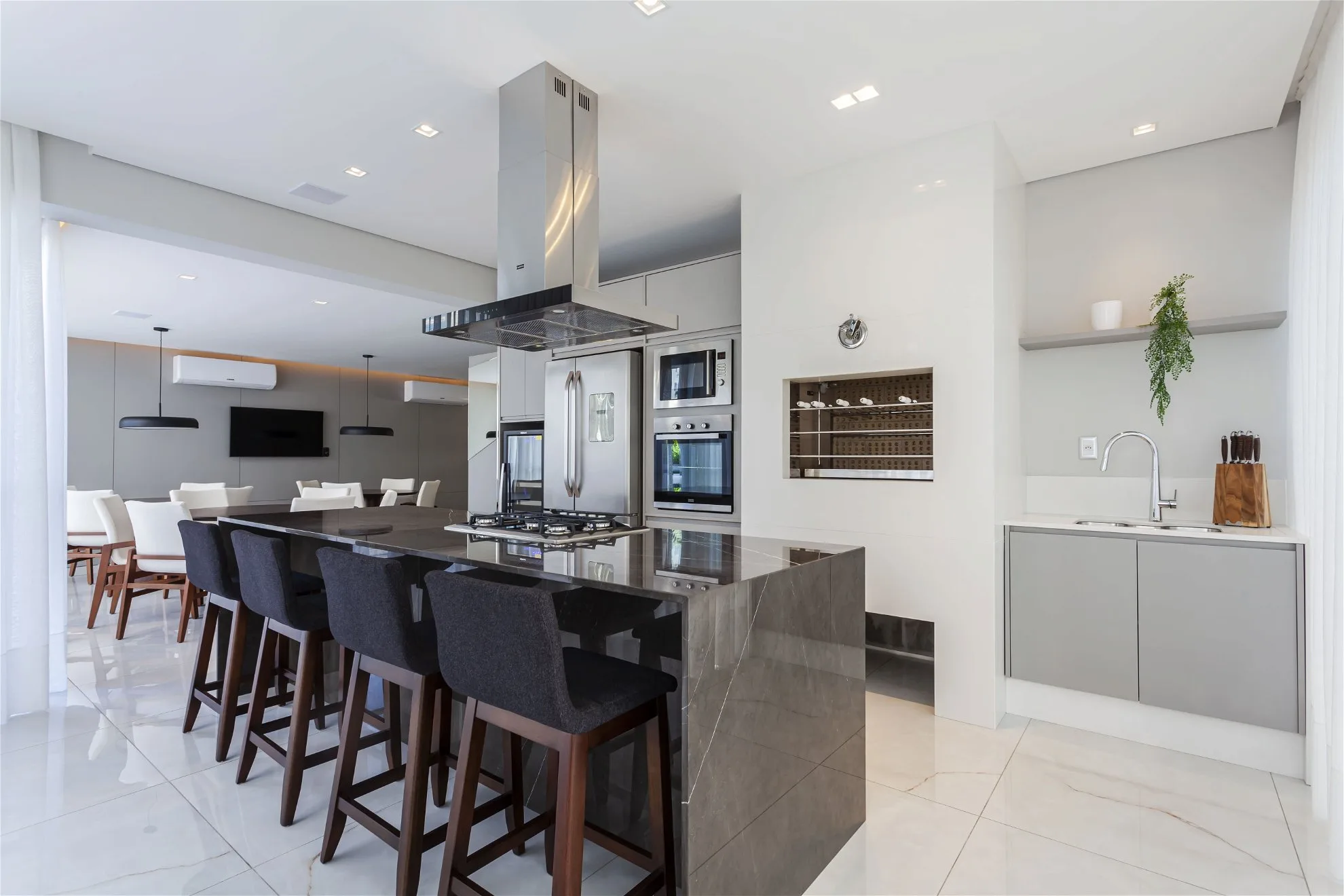 Ocean Breeze Residence: Luxury House with Sky Lounge in Centro