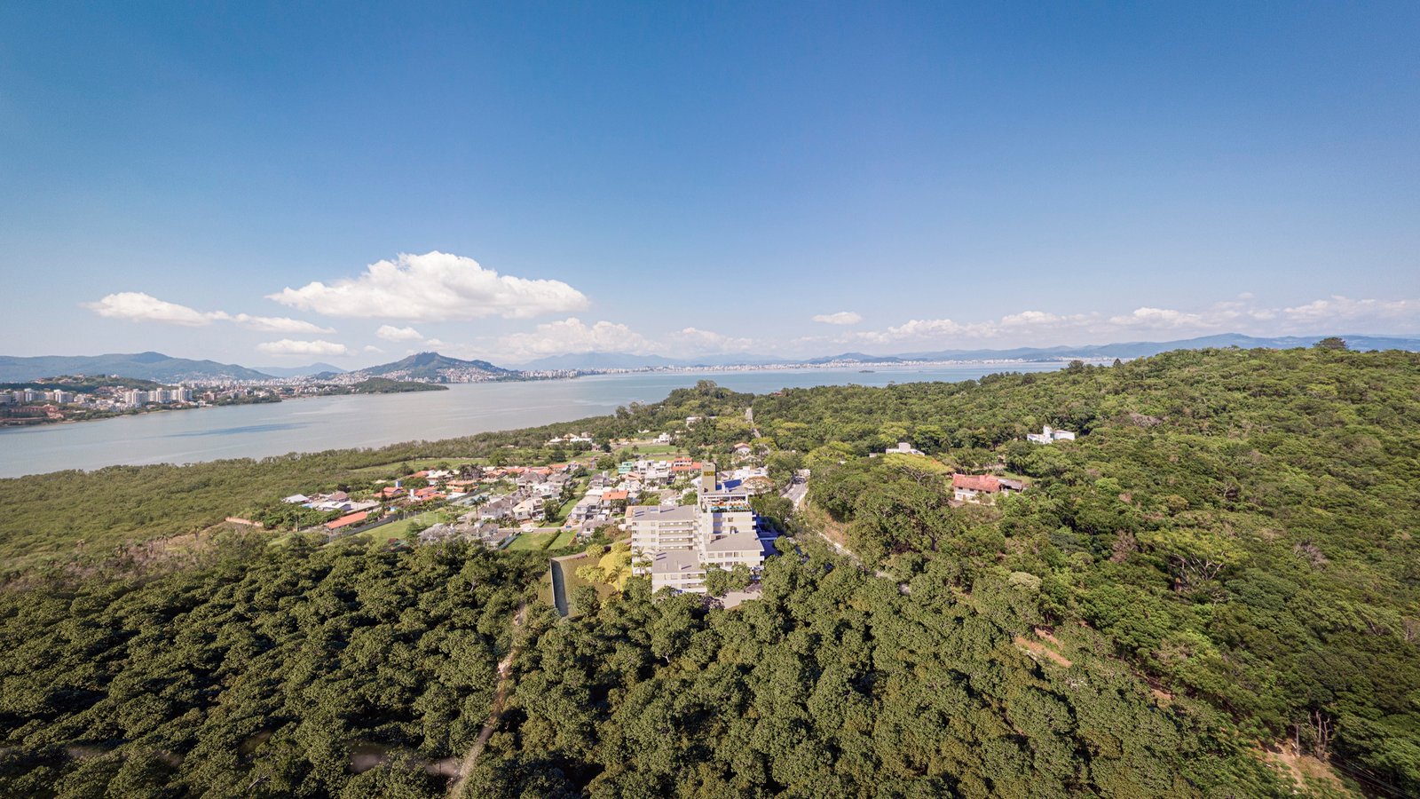 Home Cacupé: Premium Residence in Florianópolis