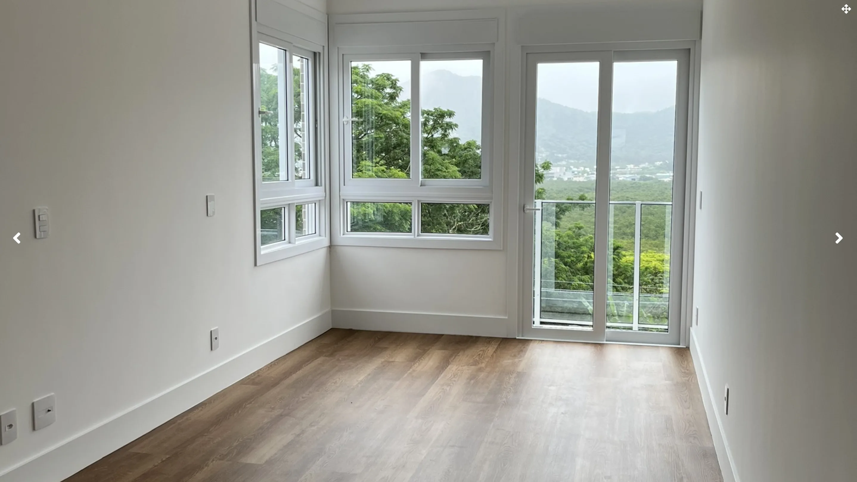 Infiniti Home View: Premium Residence with Rooftop Leisure in João Paulo