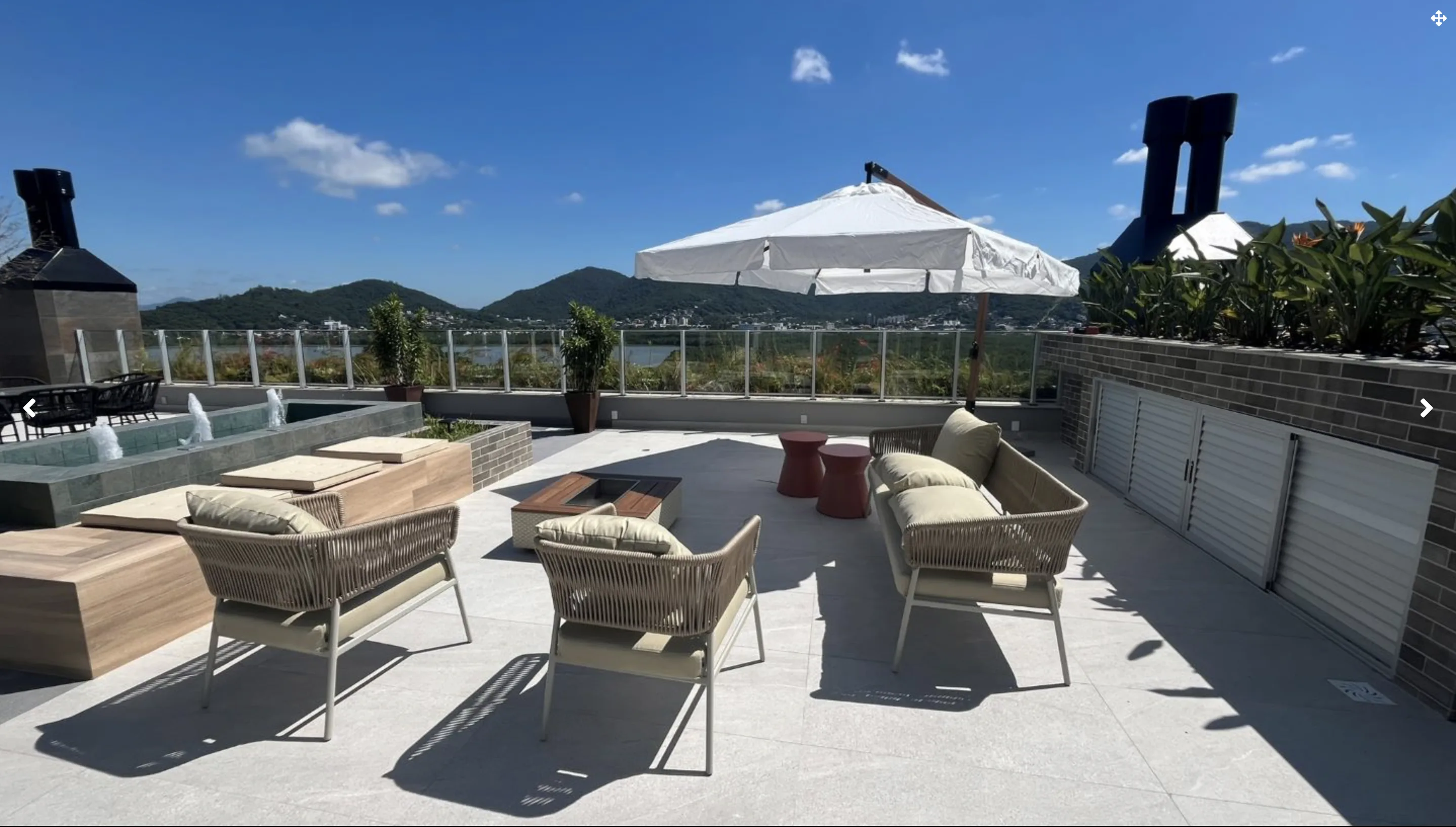 Infiniti Home View: Premium Residence with Rooftop Leisure in João Paulo