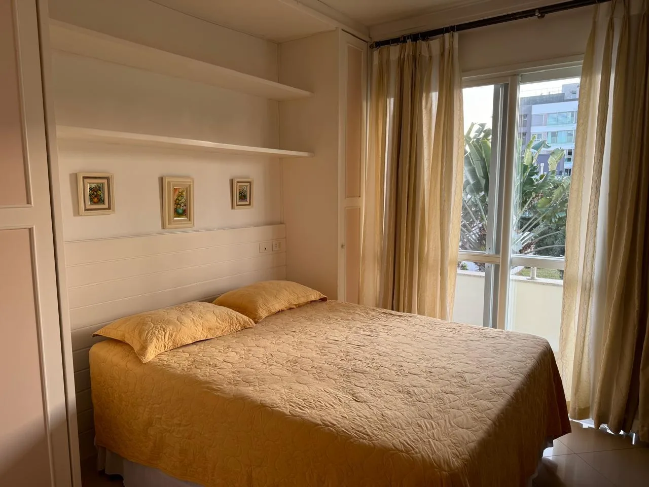 Jurerê Internacional: Ultra-Luxury Residence with Private Pool in Florianópolis