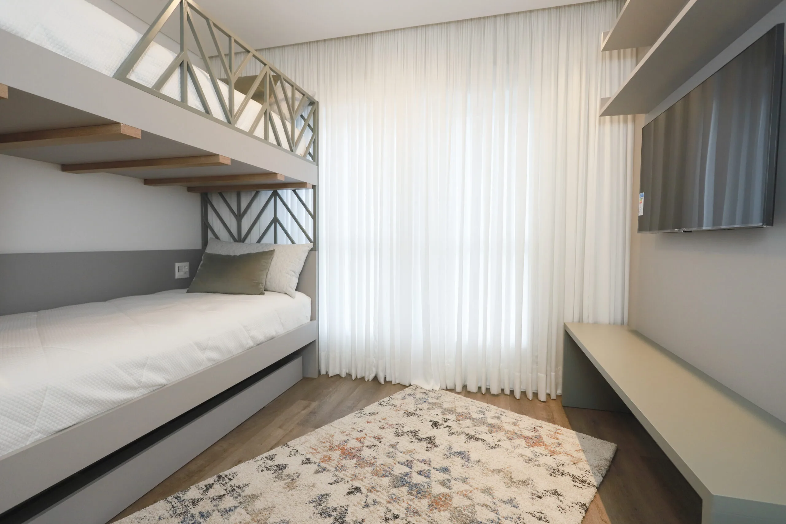 Le Blanc Residence: Luxury Apartment with Spa & Infinity Pool in Praia Brava