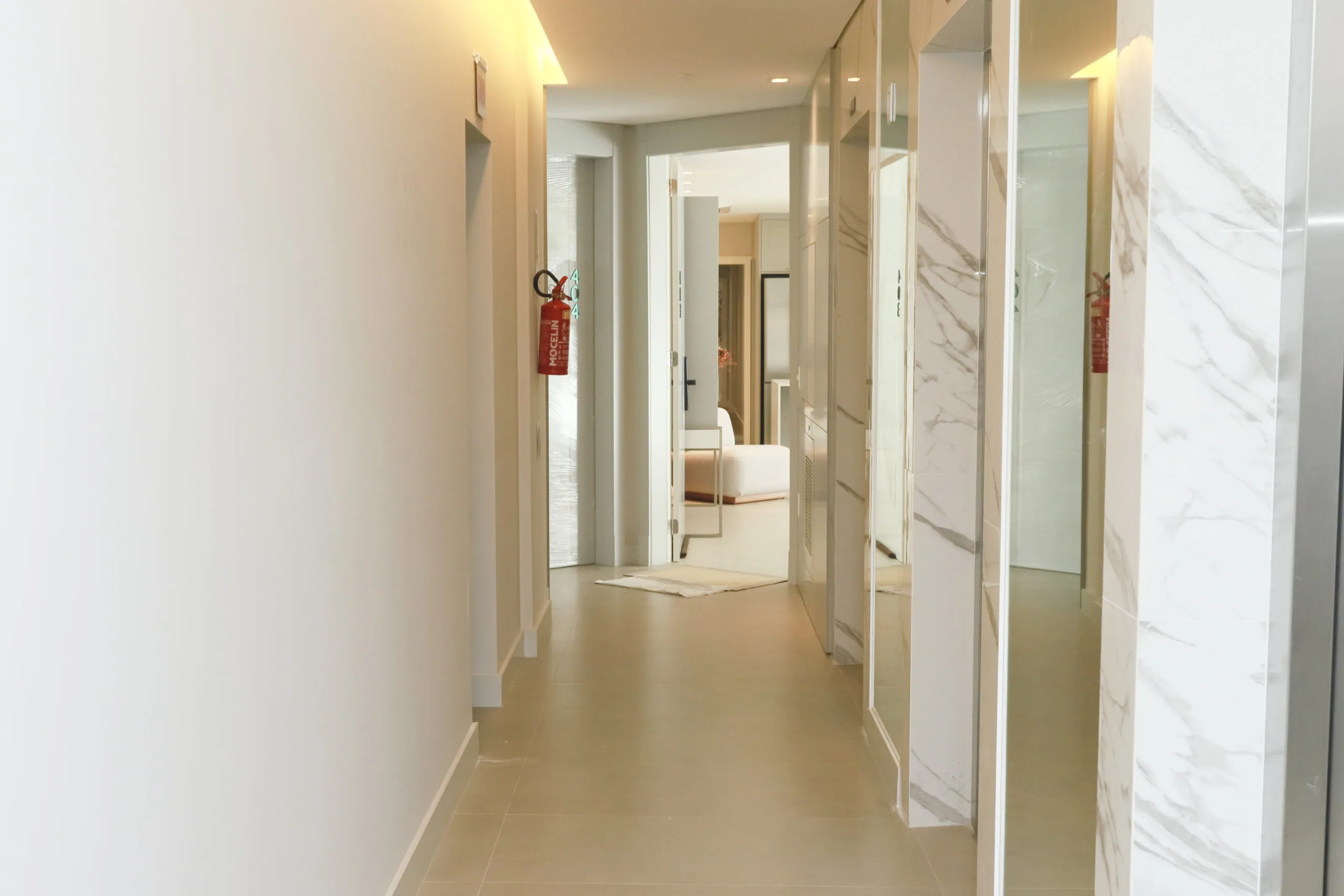 Le Blanc Residence: Luxury Apartment with Spa & Infinity Pool in Praia Brava