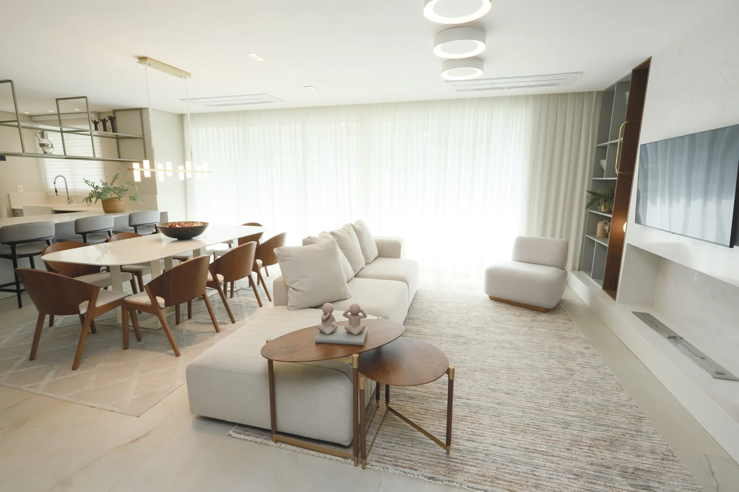 Le Blanc Residence: Luxury Apartment with Spa & Infinity Pool in Praia Brava