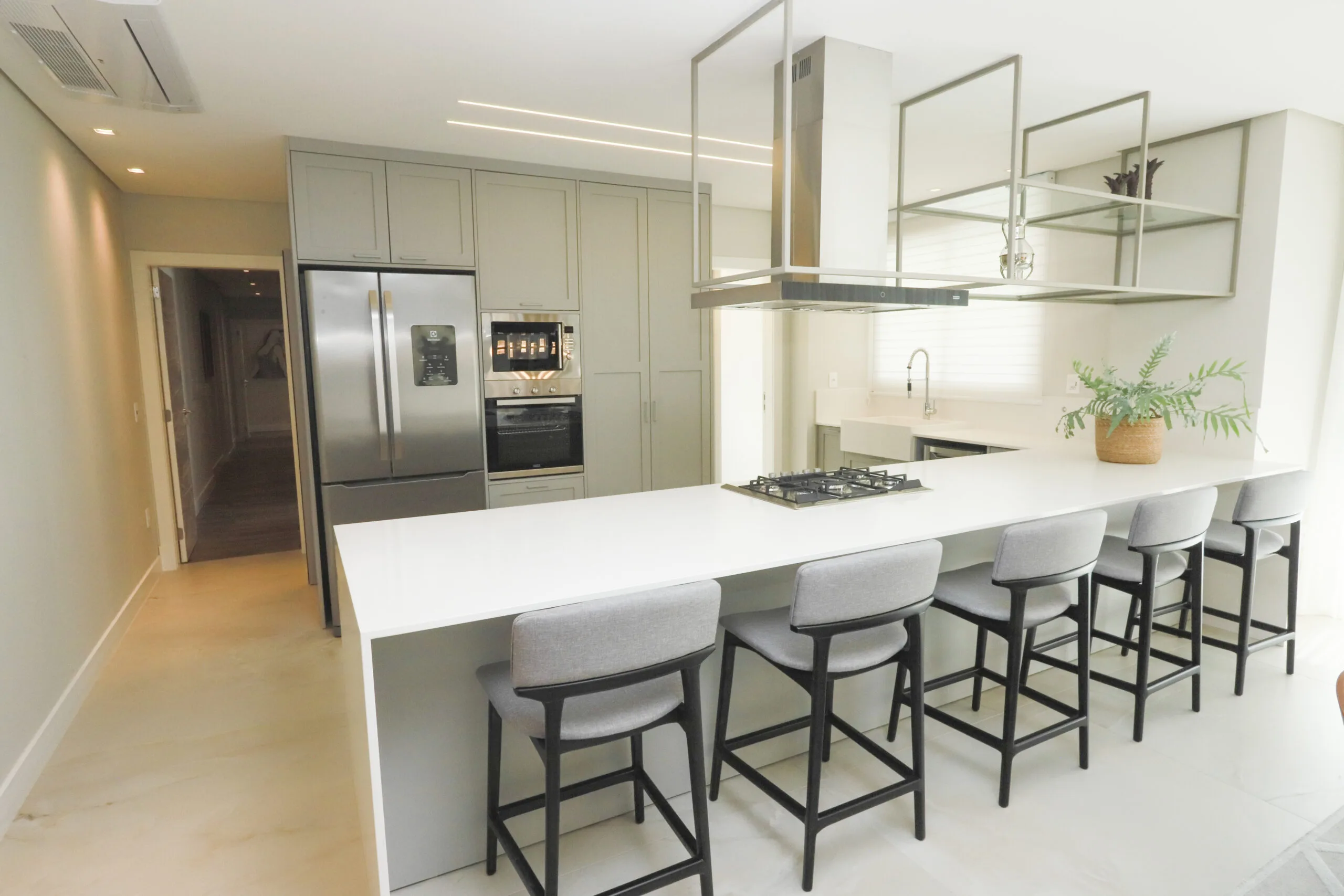 Le Blanc Residence: Luxury Apartment with Spa & Infinity Pool in Praia Brava