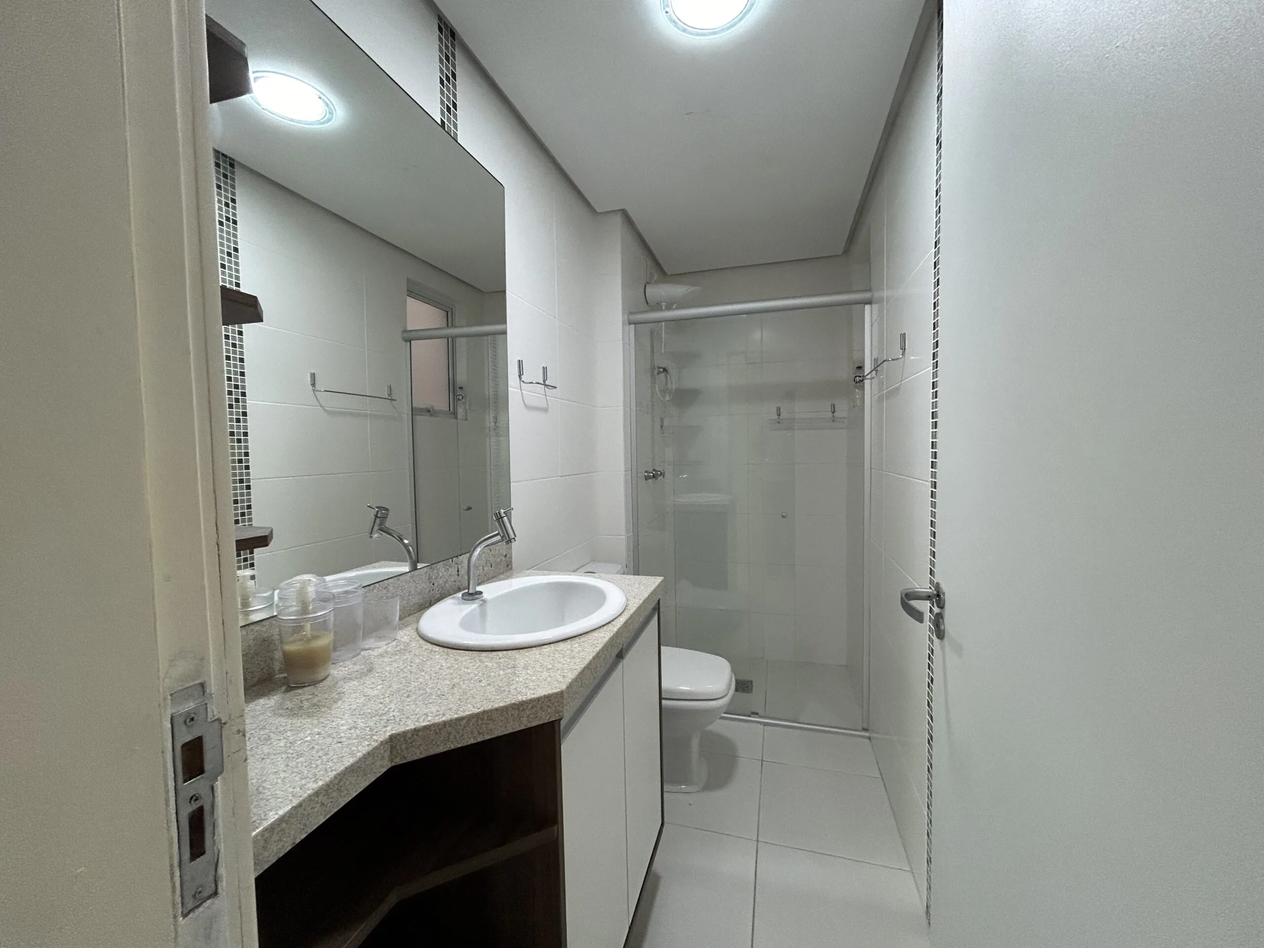 Costa Leste: Premium Residence in Ingleses