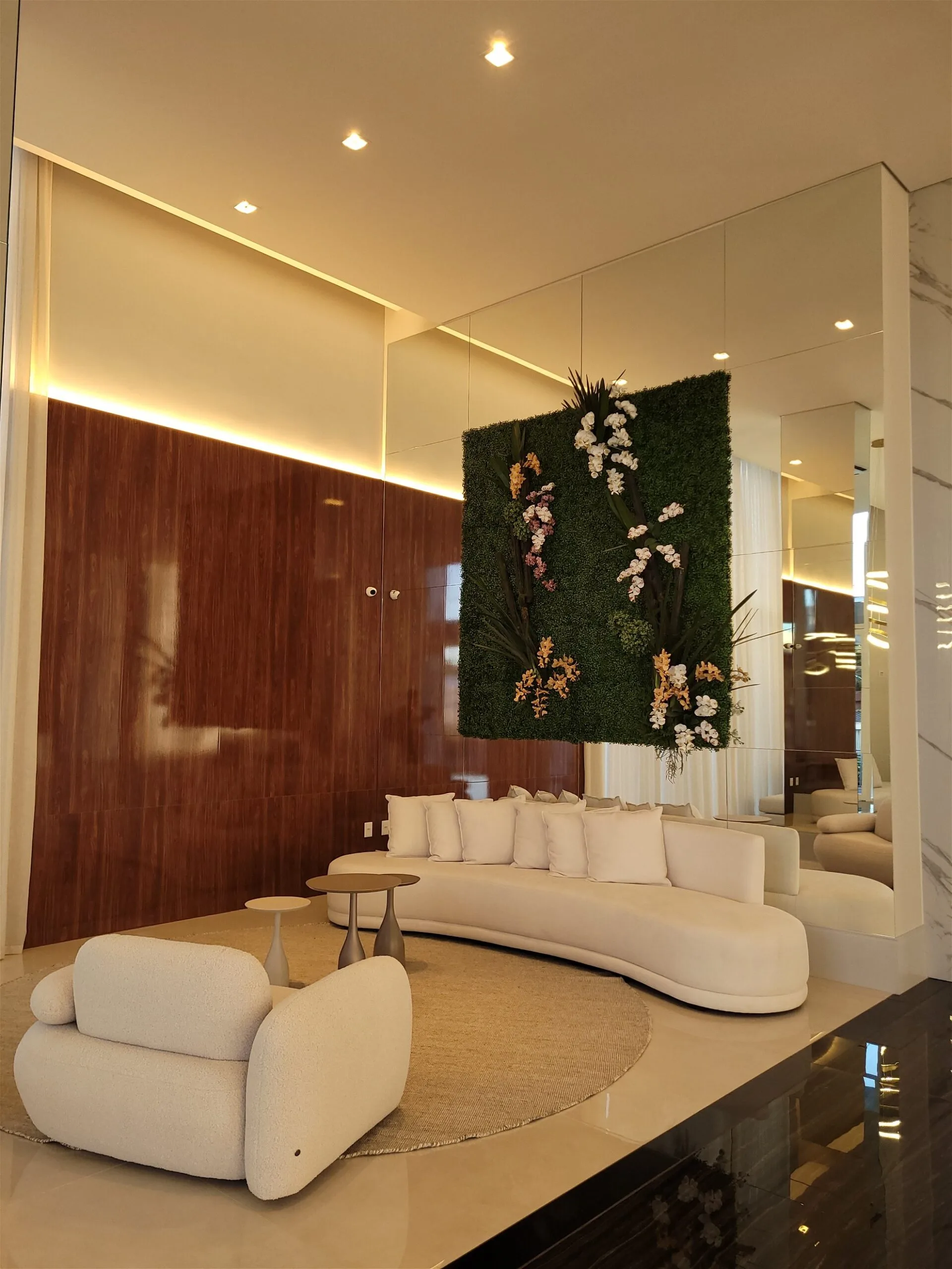 Le Blanc Residence: Luxury Apartment with Spa & Infinity Pool in Praia Brava