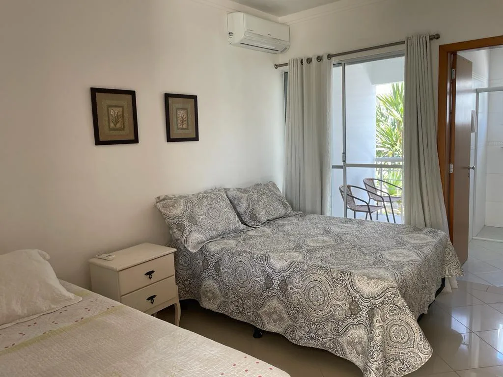 Jurerê Internacional: Ultra-Luxury Residence with Private Pool in Florianópolis