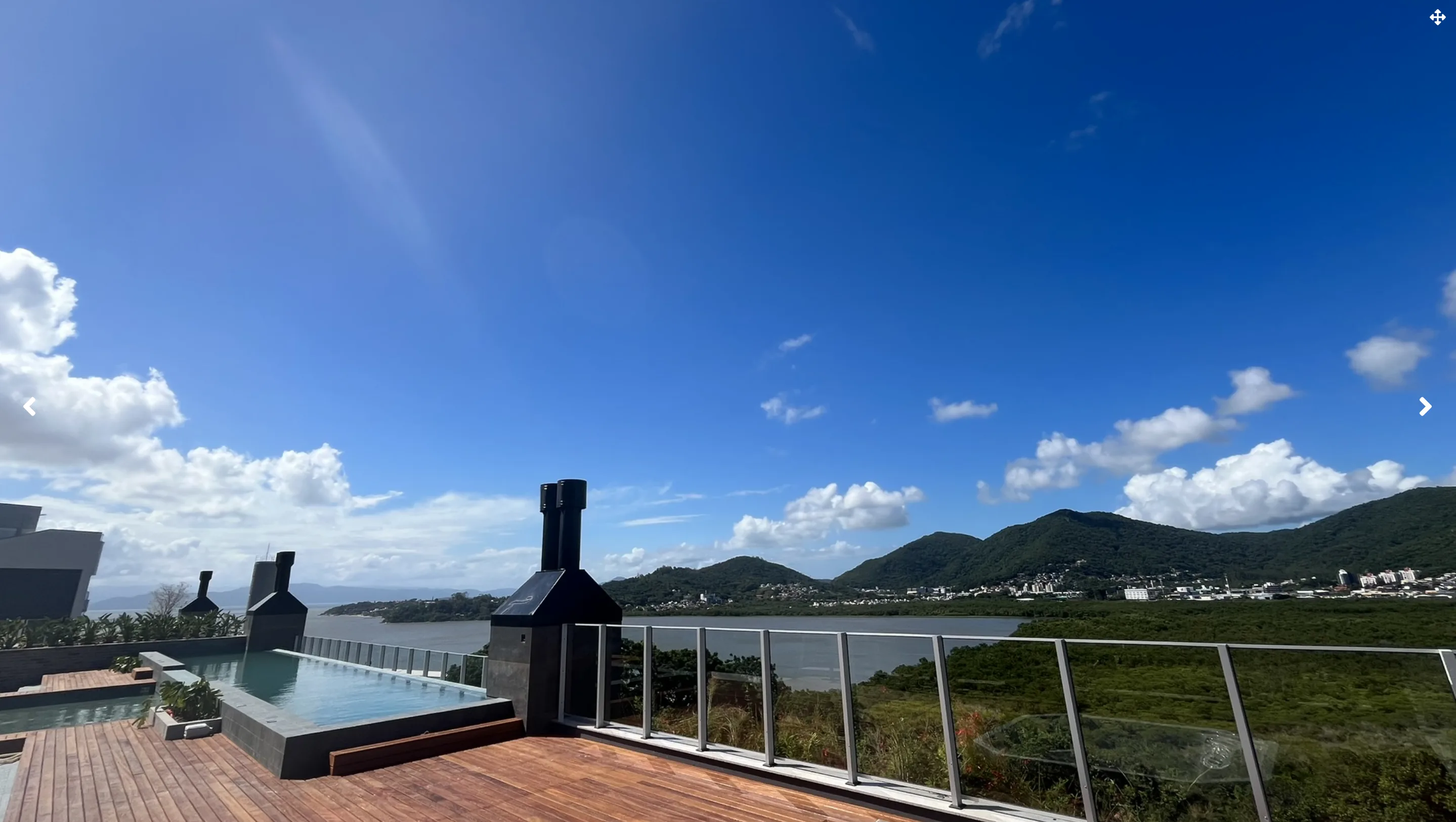 Infiniti Home View: Premium Residence with Rooftop Leisure in João Paulo