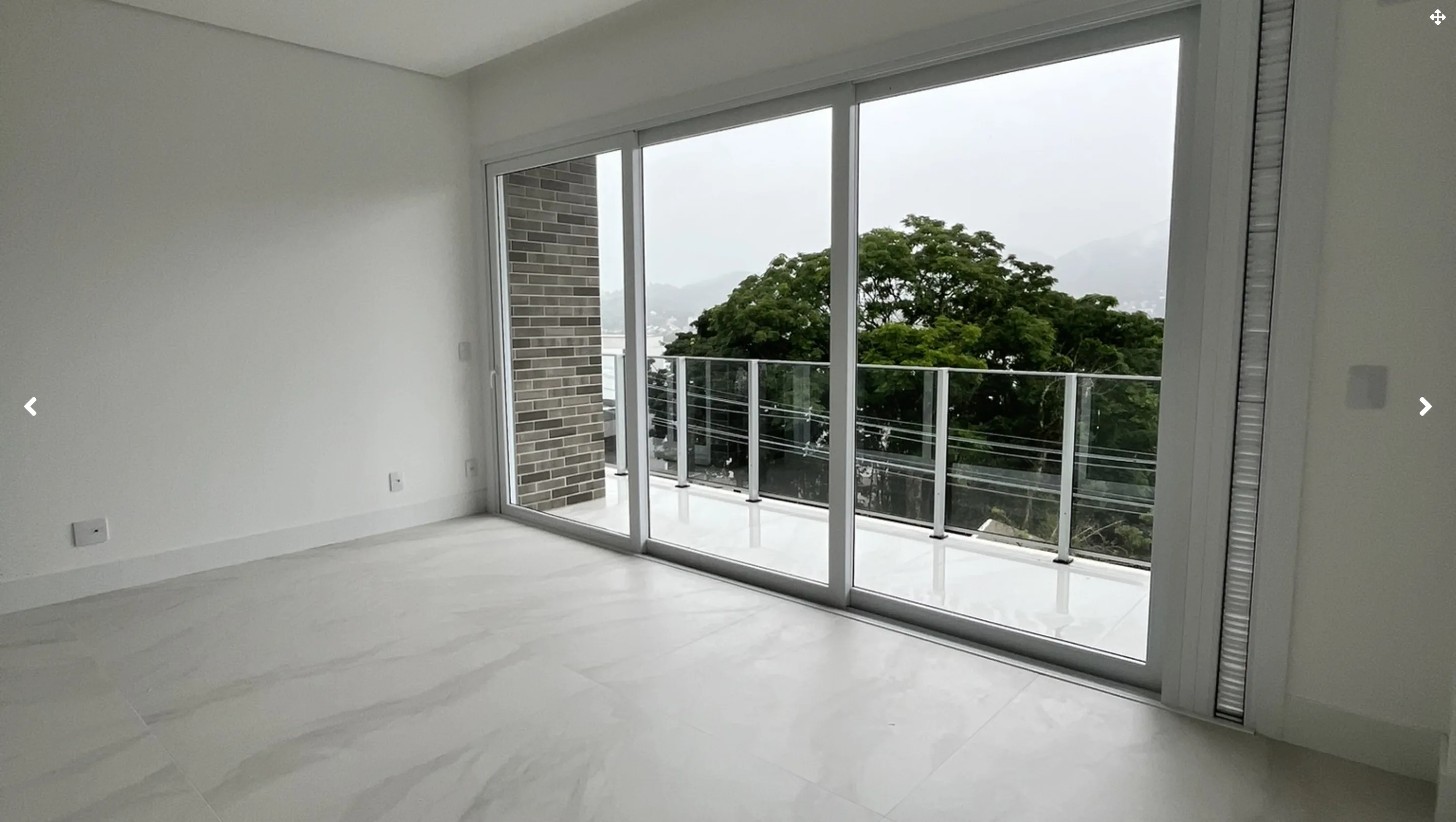 Infiniti Home View: Premium Residence with Rooftop Leisure in João Paulo