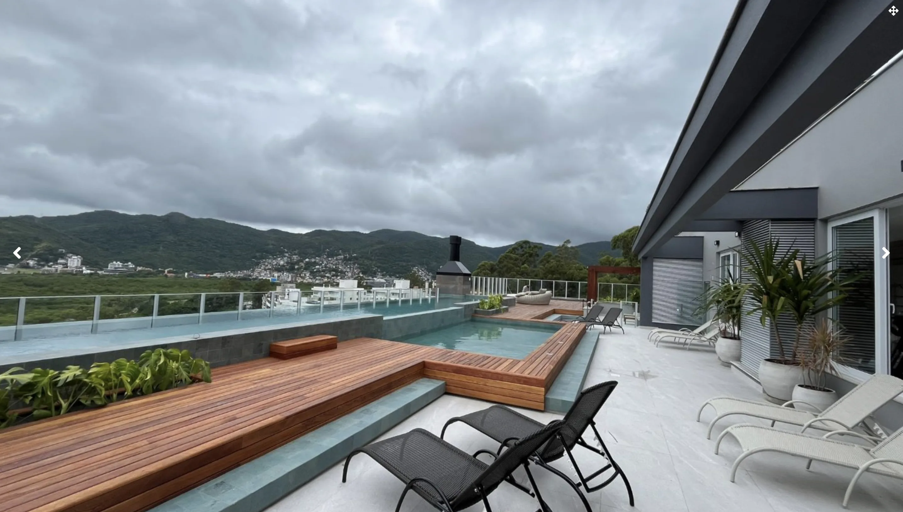 Infiniti Home View: Premium Residence with Rooftop Leisure in João Paulo