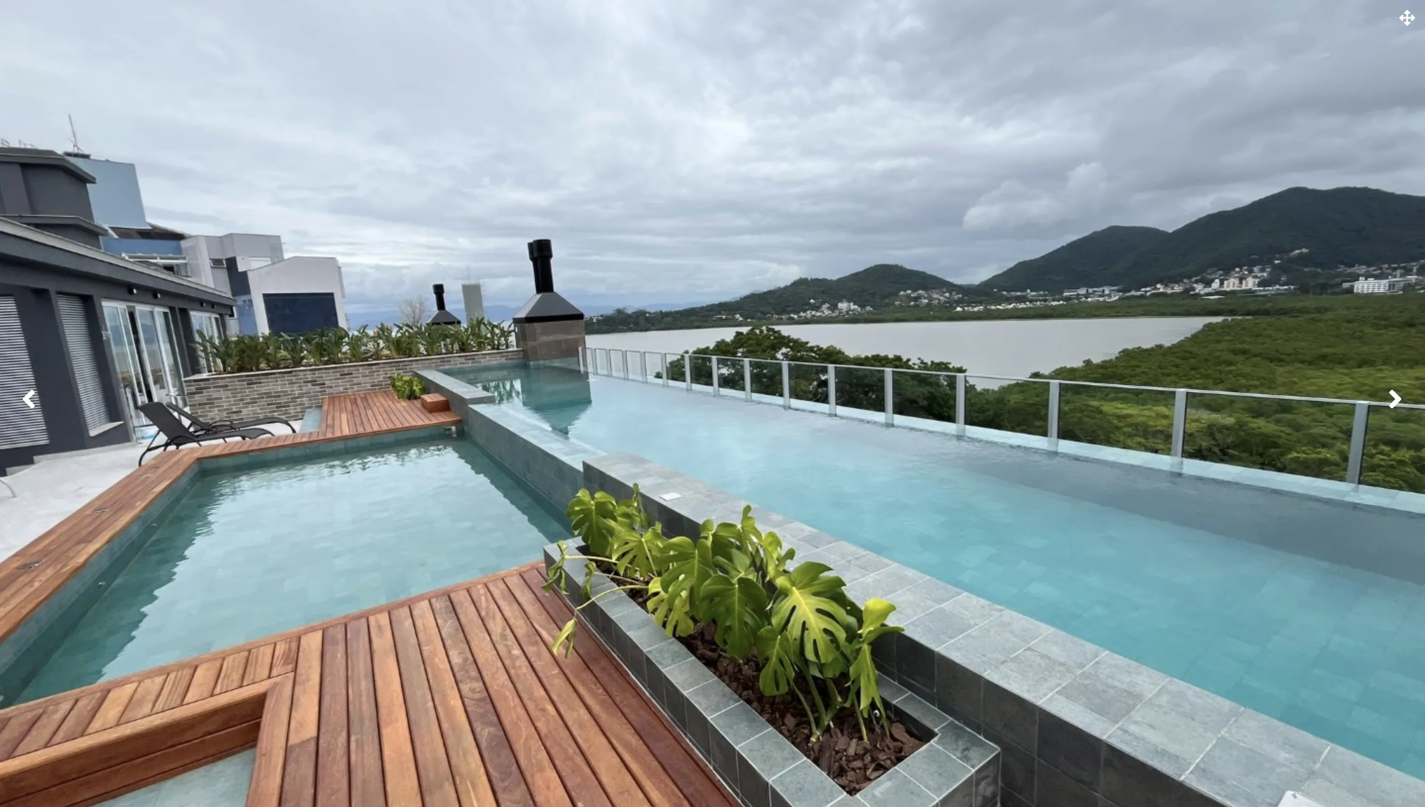 Infiniti Home View: Premium Residence with Rooftop Leisure in João Paulo