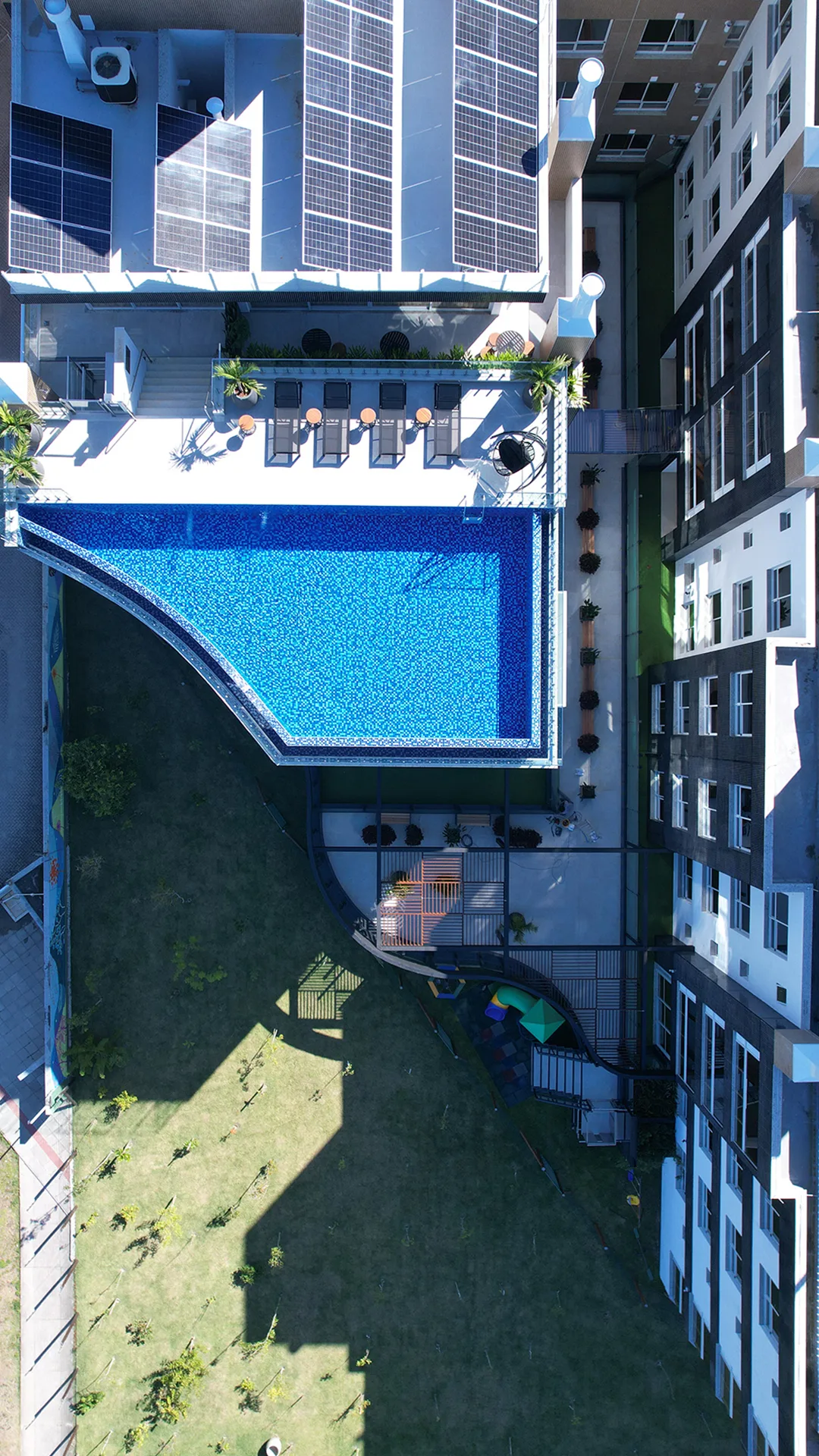 Gaivotas Golden Residence: Premium Apartment with Ocean View in Ingleses