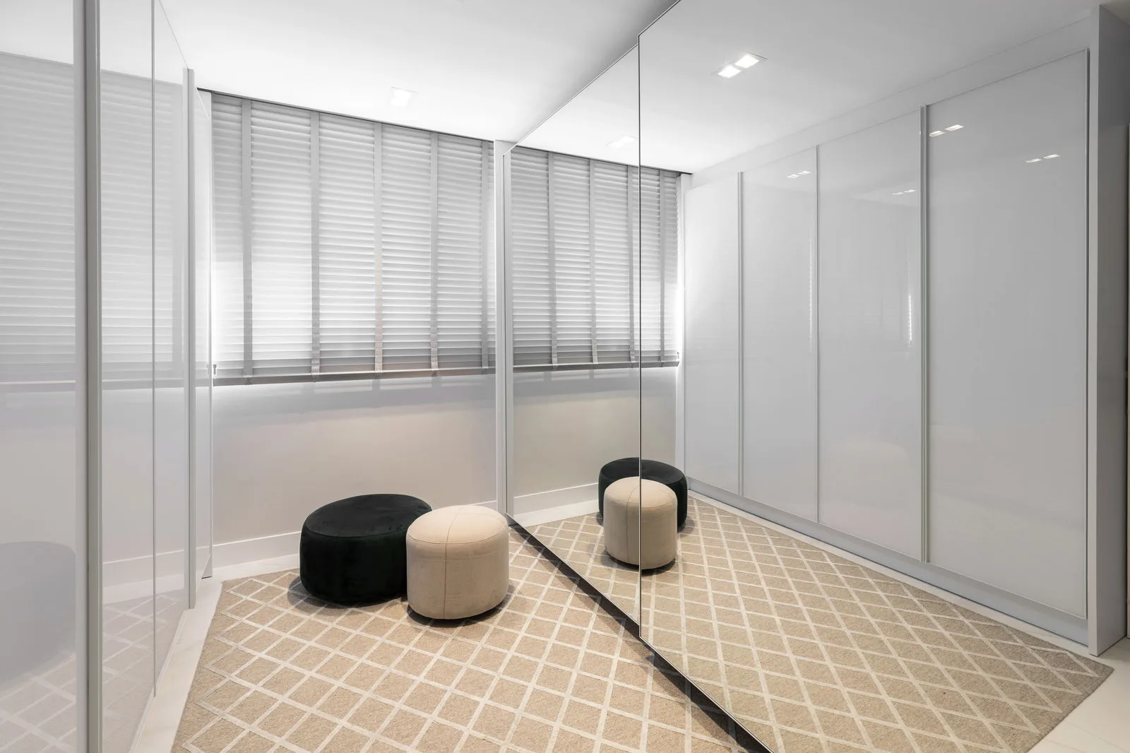 Ocean Breeze Residence: Luxury House with Sky Lounge in Centro