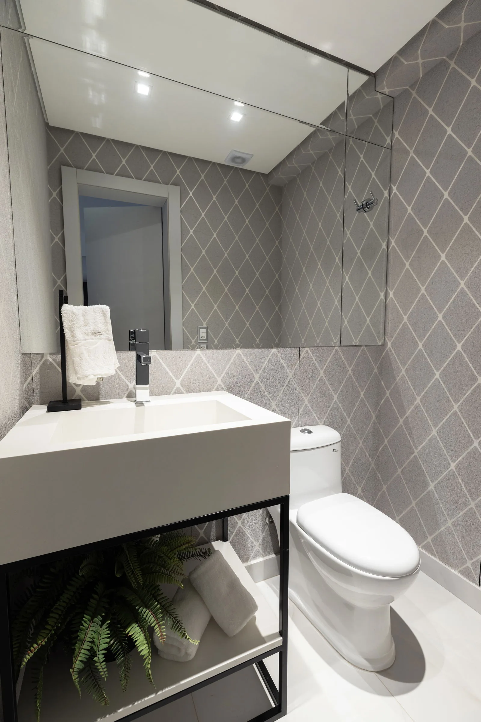 Ocean Breeze Residence: Luxury House with Sky Lounge in Centro