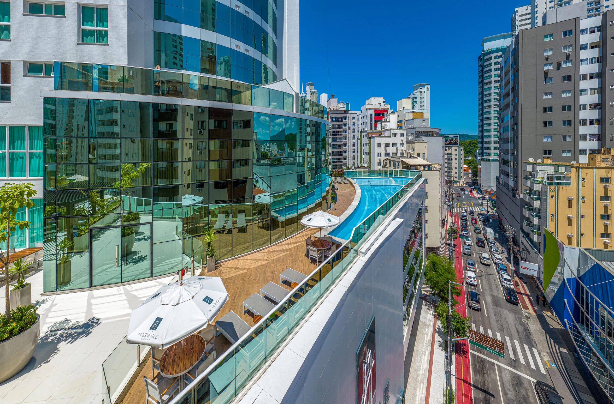 Magnifique Tower: Luxury Apartment in Centro