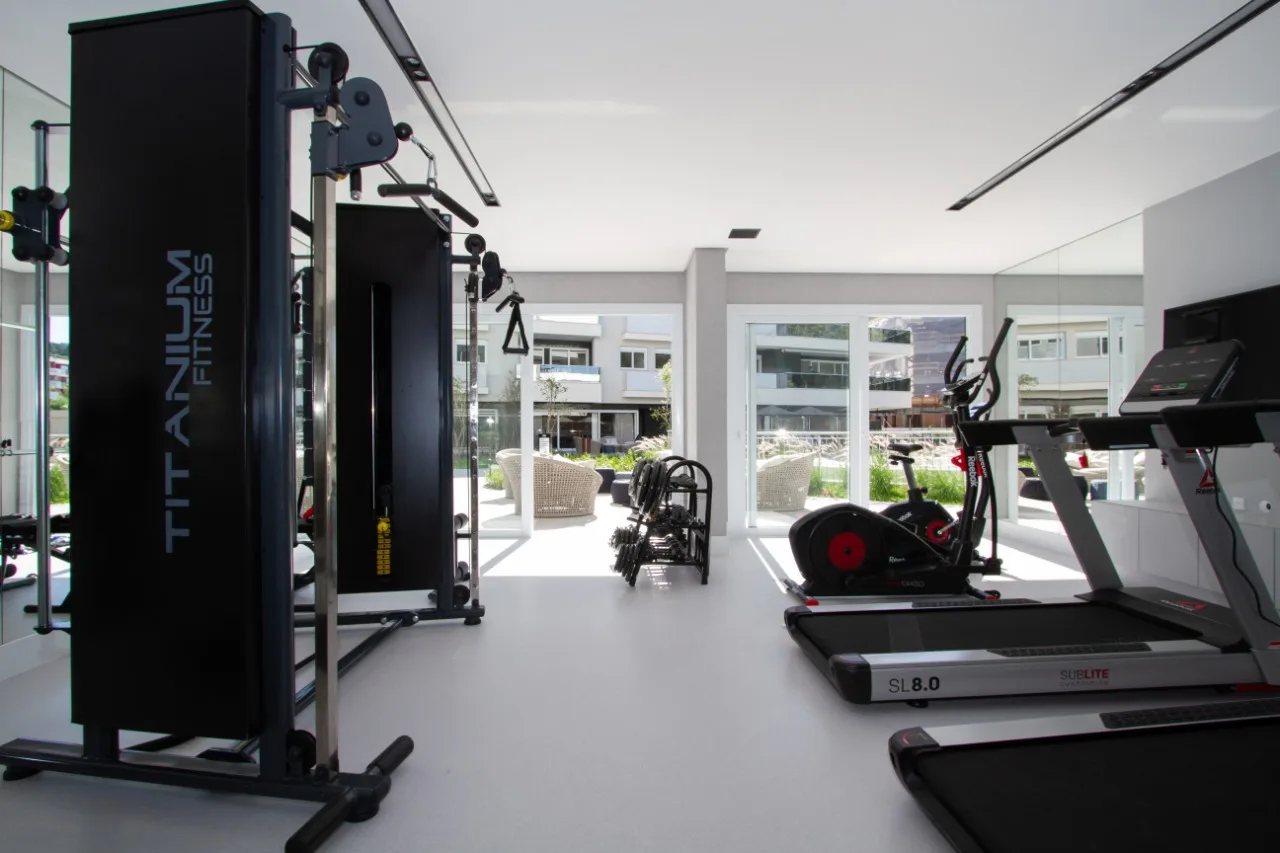 Città Life Residence: Ultra-Luxury Villa with Resort-Style Amenities in Jurerê Internacional