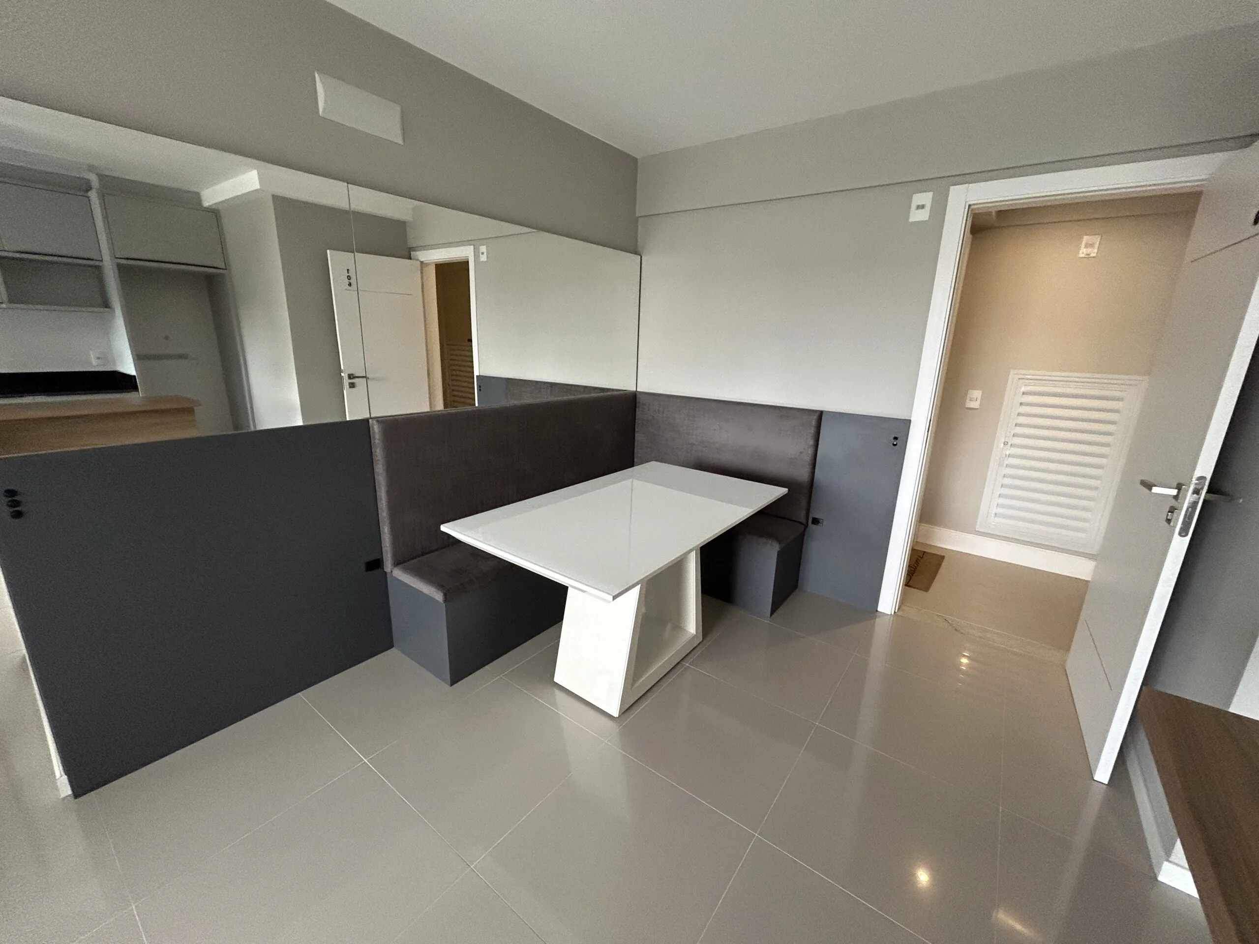 Residencial Inês de Castro: Premium House with Private Garden in Trindade