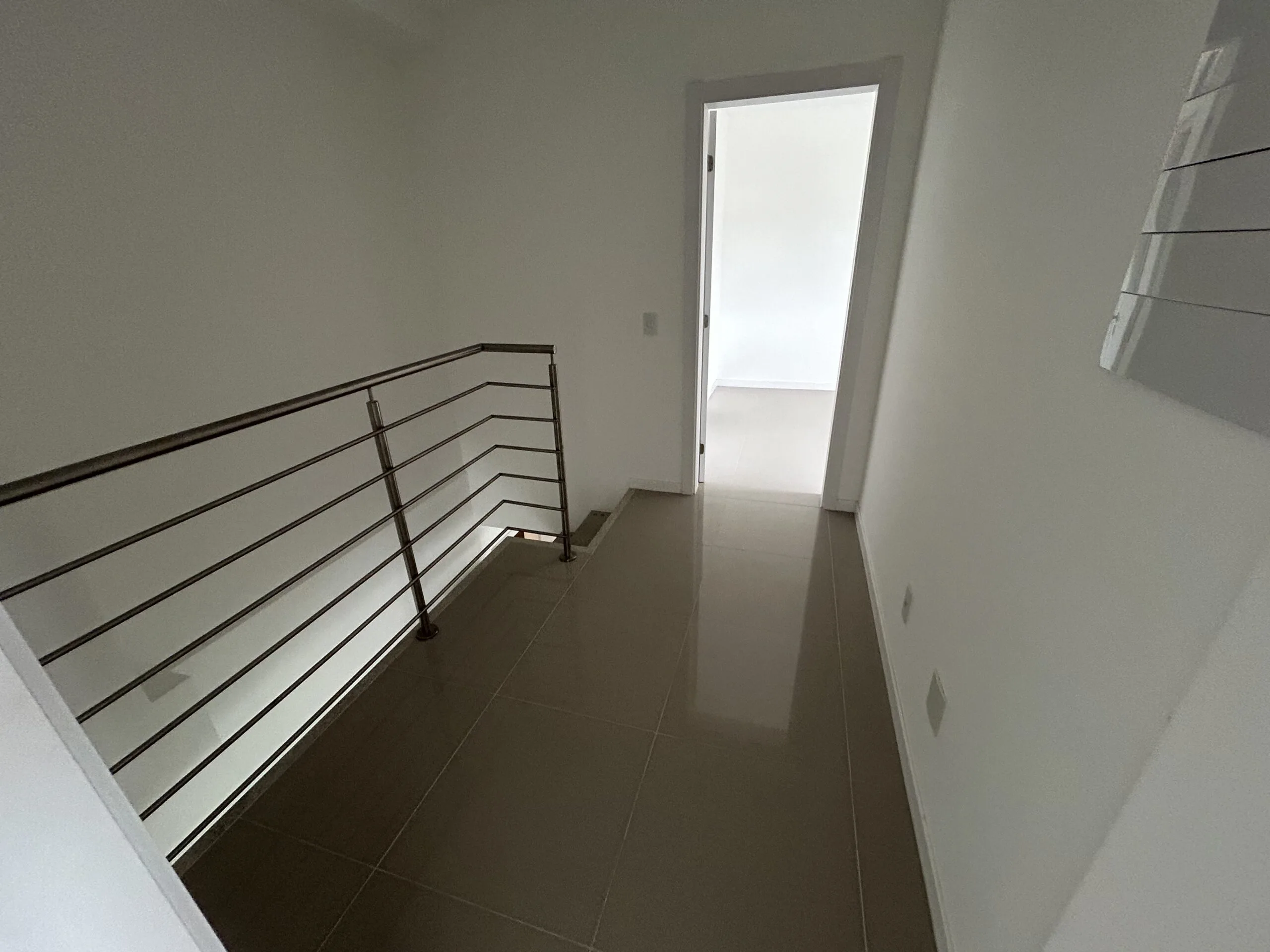 Residencial Inês de Castro: Premium House with Private Garden in Trindade