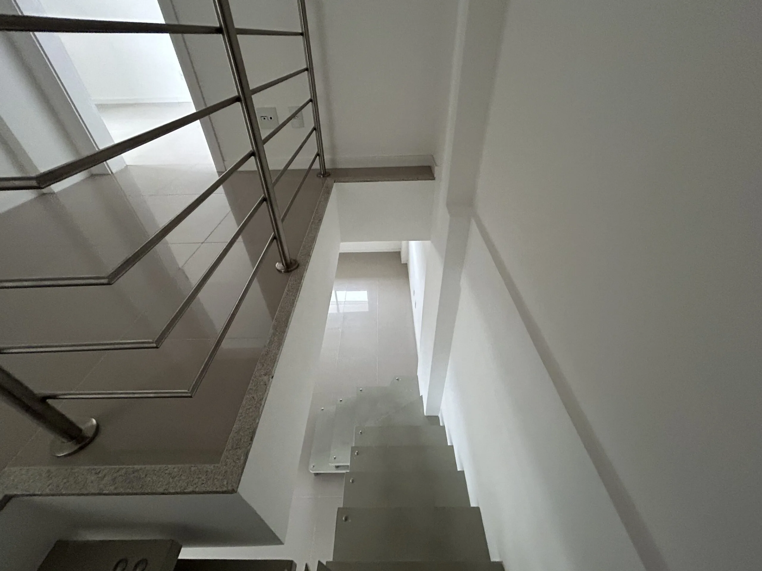 Residencial Inês de Castro: Premium House with Private Garden in Trindade