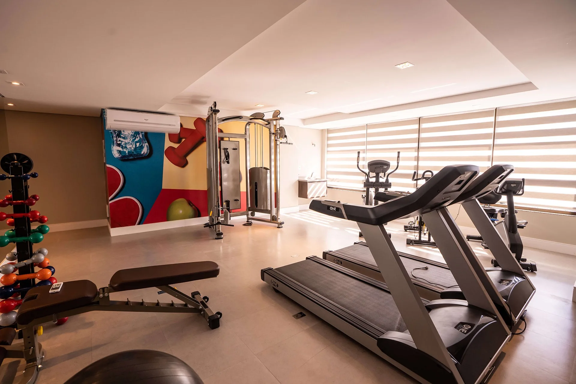 Residencial Inês de Castro: Premium House with Private Garden in Trindade