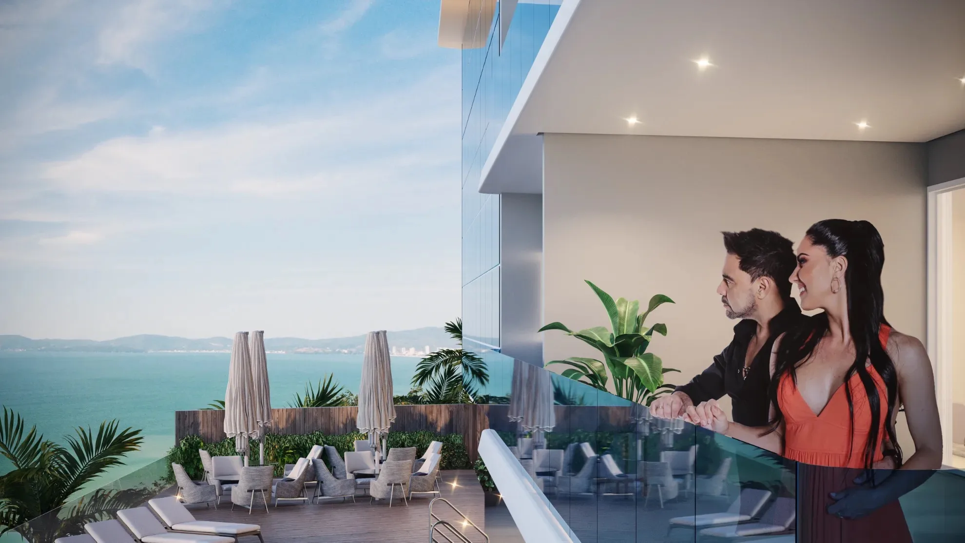 Strait Tower: Luxury Penthouse with Oceanfront Access in Centro