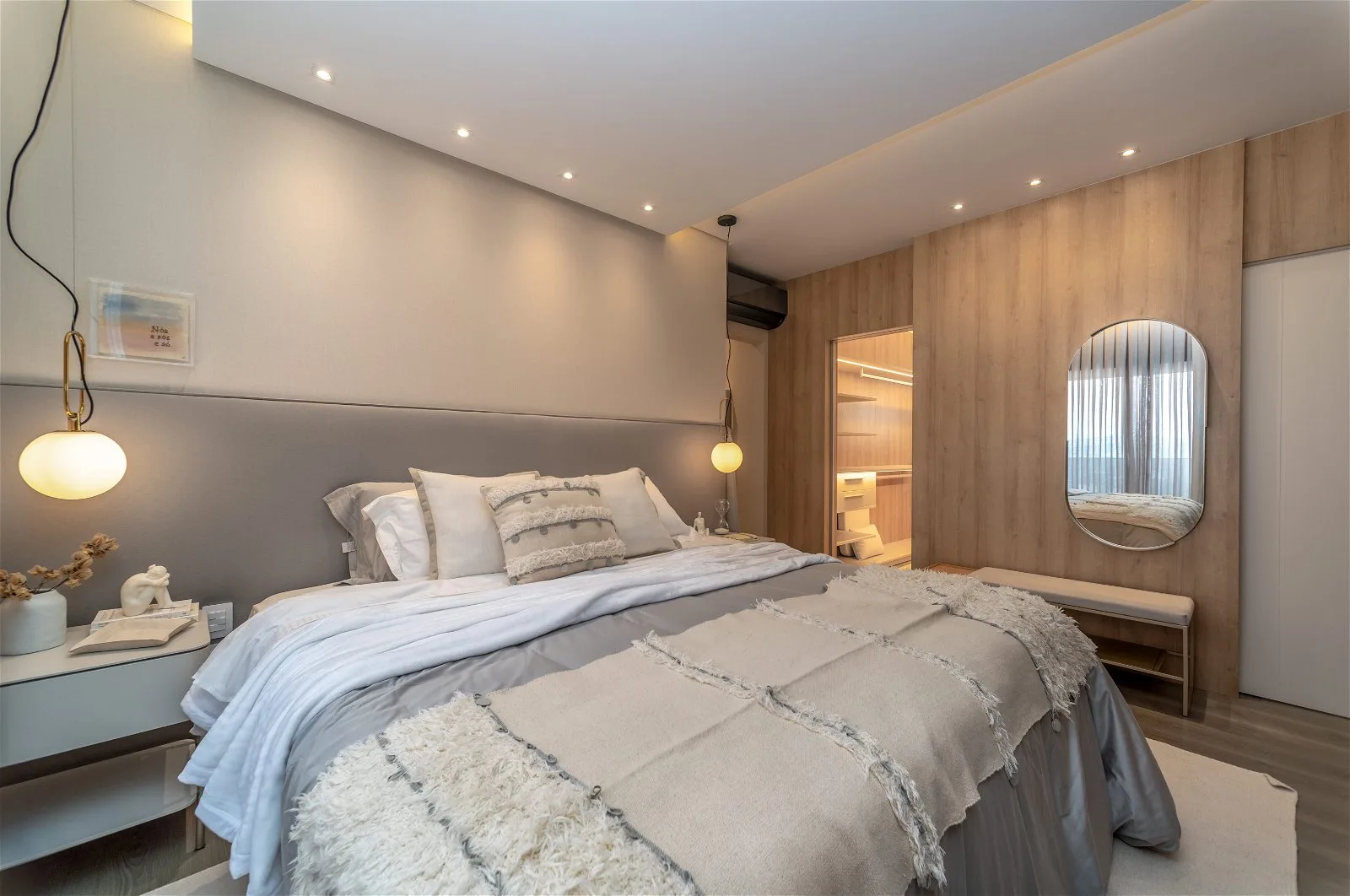 Ibiza Tower: Oceanfront Residence with Private Spa in Avenida Atlântica