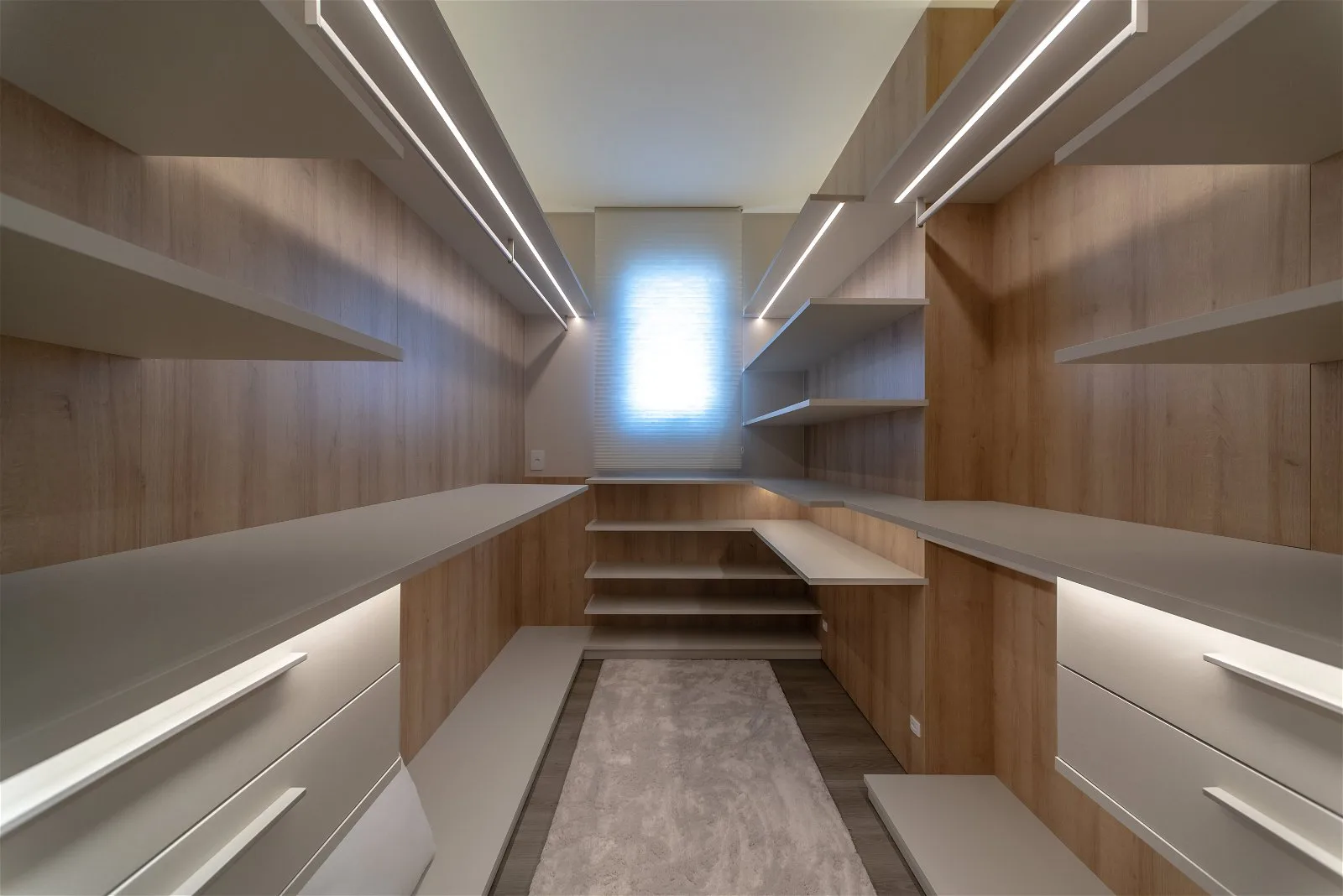 Ibiza Tower: Oceanfront Residence with Private Spa in Avenida Atlântica