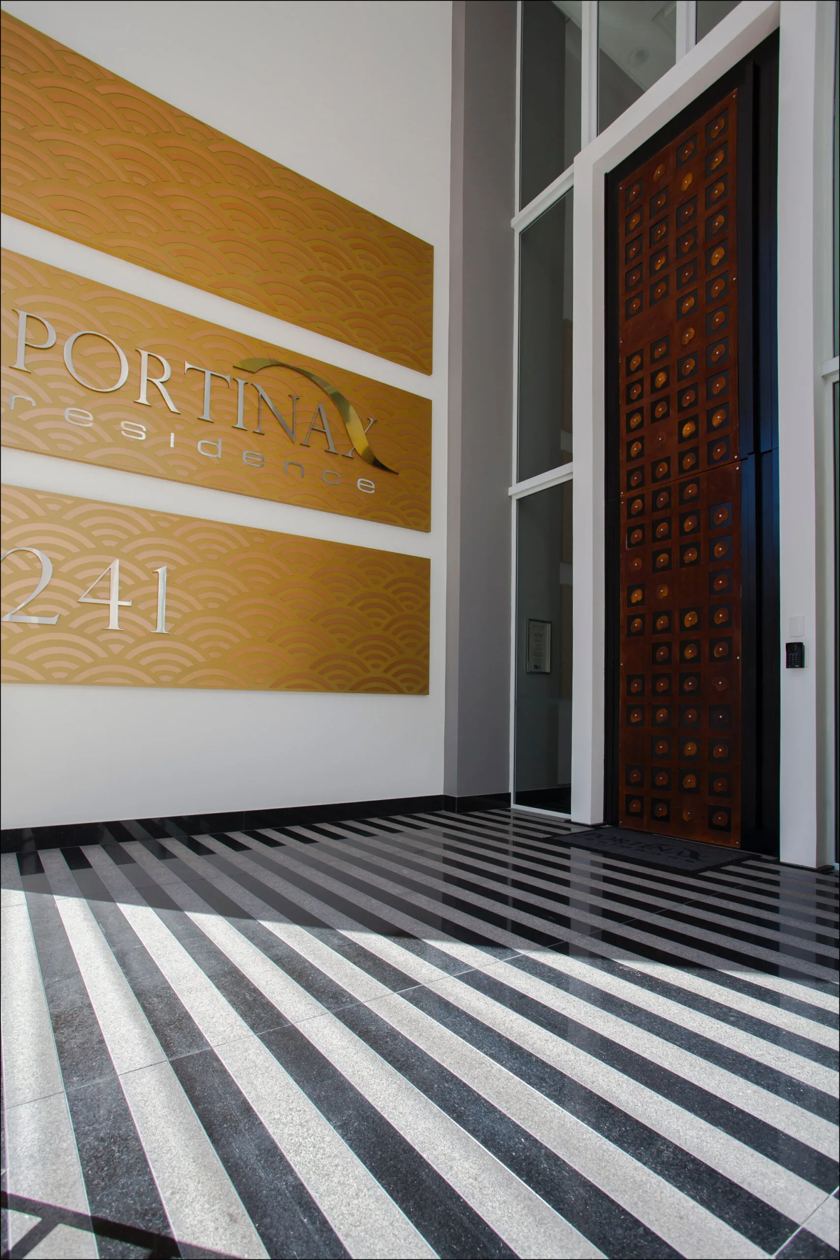 Portinax Residence: Luxury Apartment in Centro