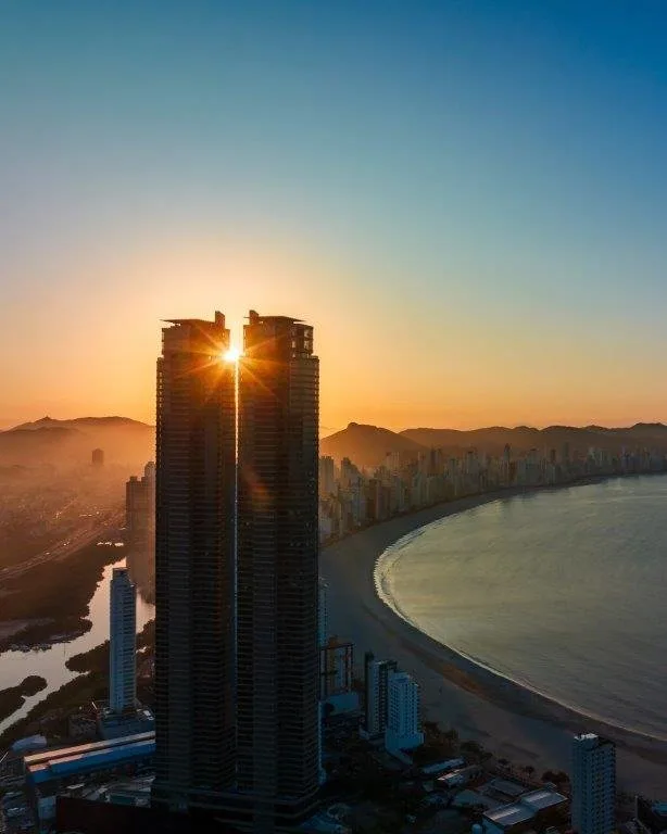 Yachthouse by Pininfarina: Ultra-Luxury Penthouse with Private Helipad in Barra Sul