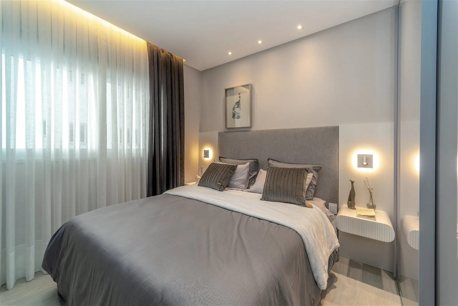 Ibiza Tower: Oceanfront Residence with Private Spa in Avenida Atlântica