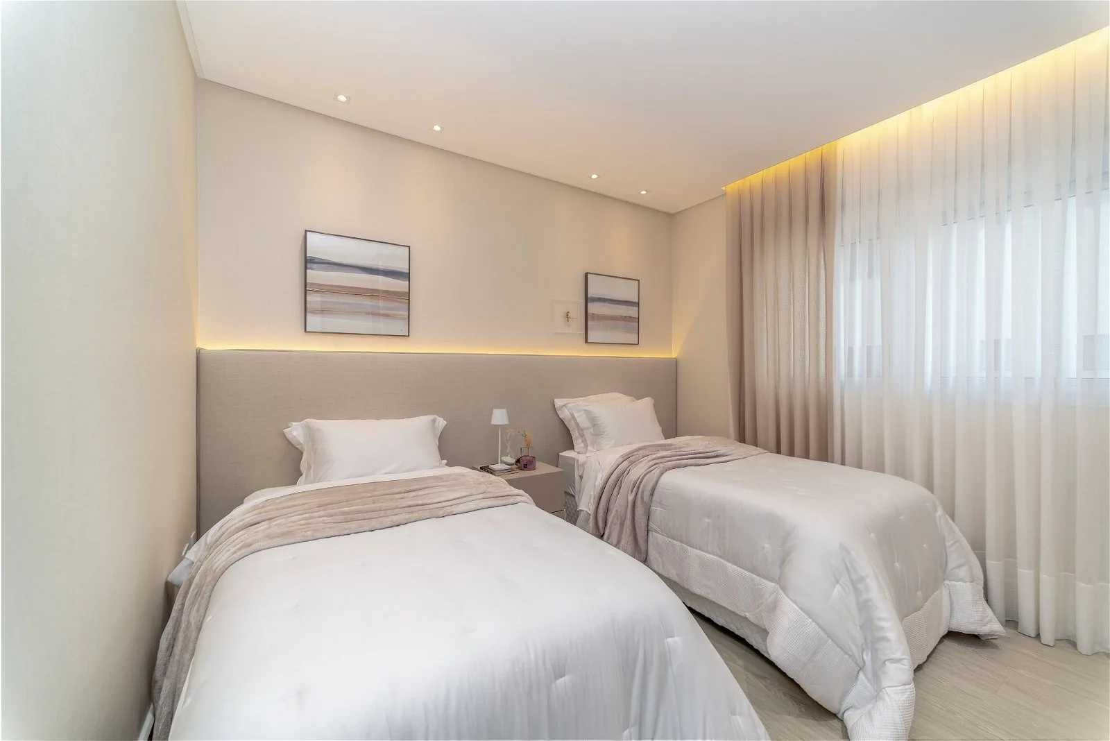 Ibiza Tower: Oceanfront Residence with Private Spa in Avenida Atlântica