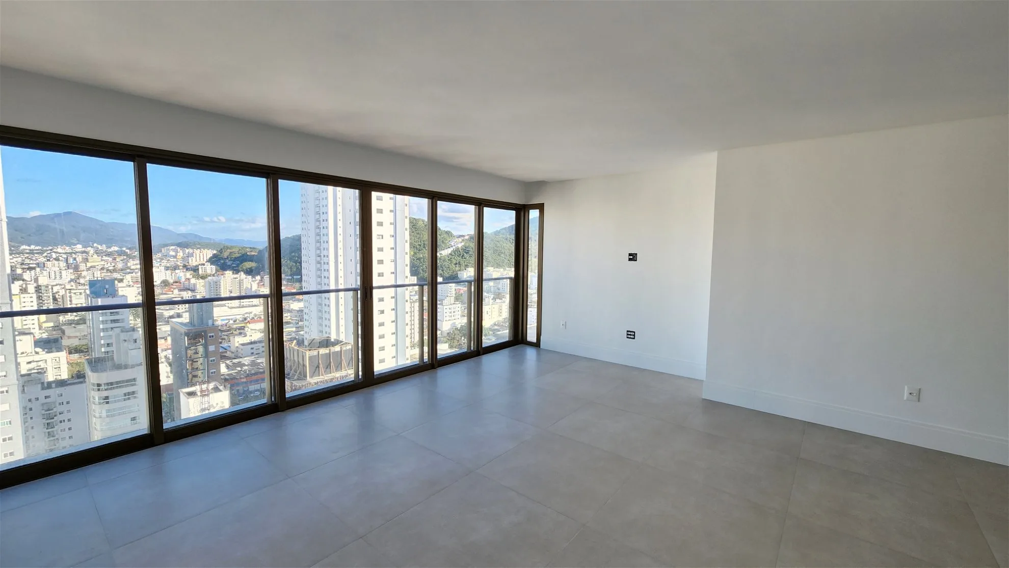 Admirá by Arrka: Luxury Apartment with Rooftop Sanctuary in Centro