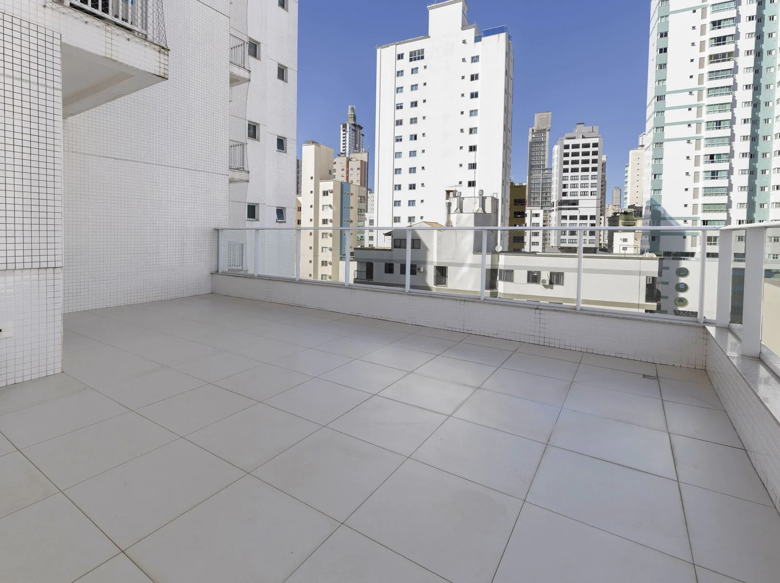 Portinax Residence: Luxury Apartment in Centro