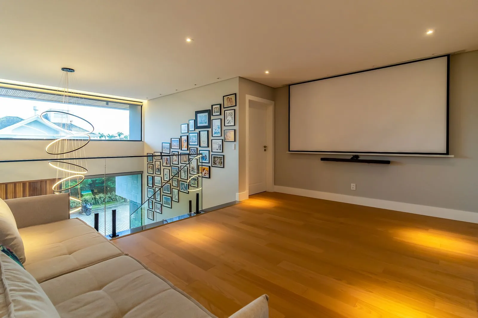 Bosque Amoraeville: Ultra-Luxury Residence with Forest Views in Jurerê Internacional