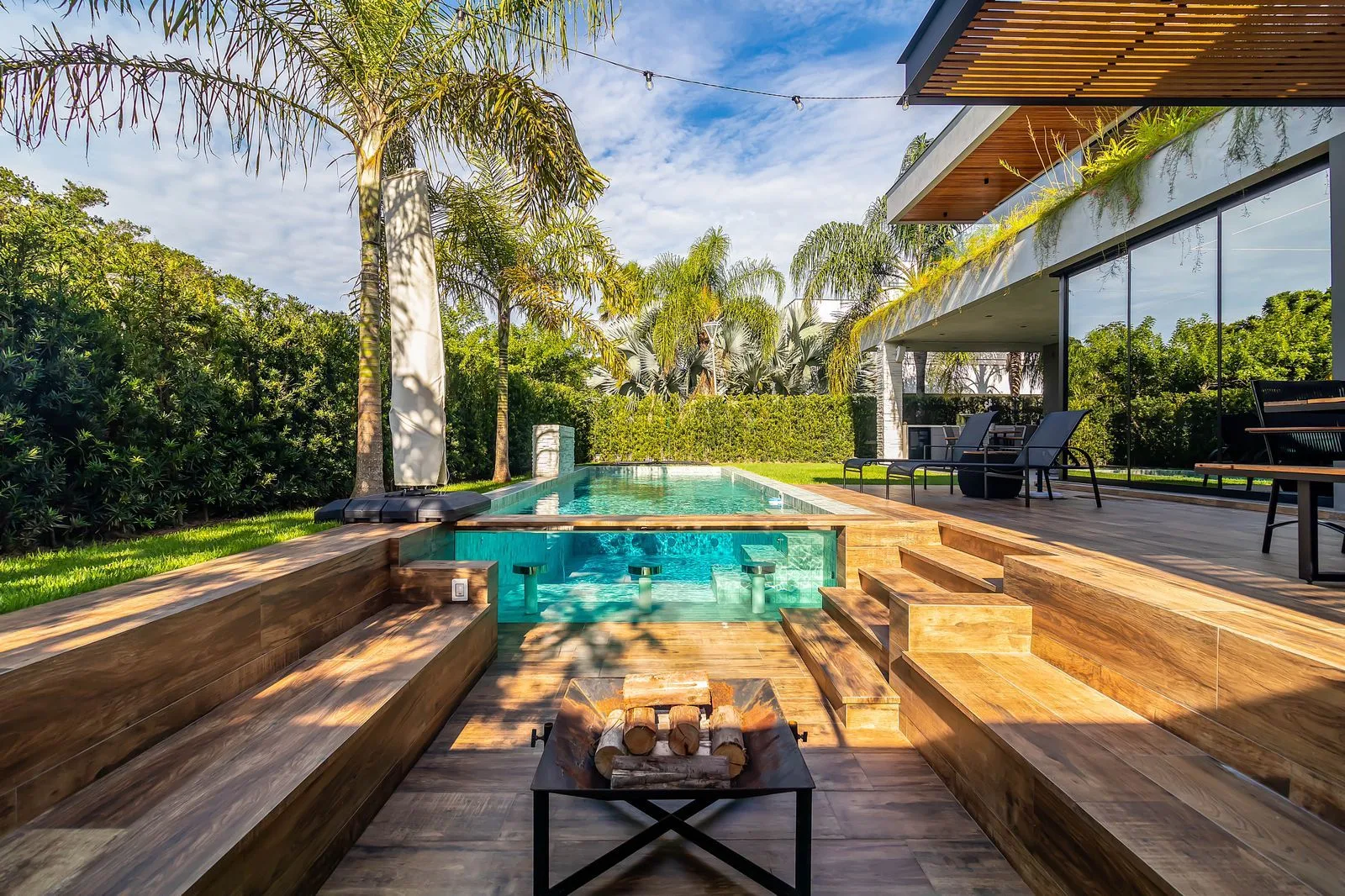 Bosque Amoraeville: Ultra-Luxury Residence with Forest Views in Jurerê Internacional